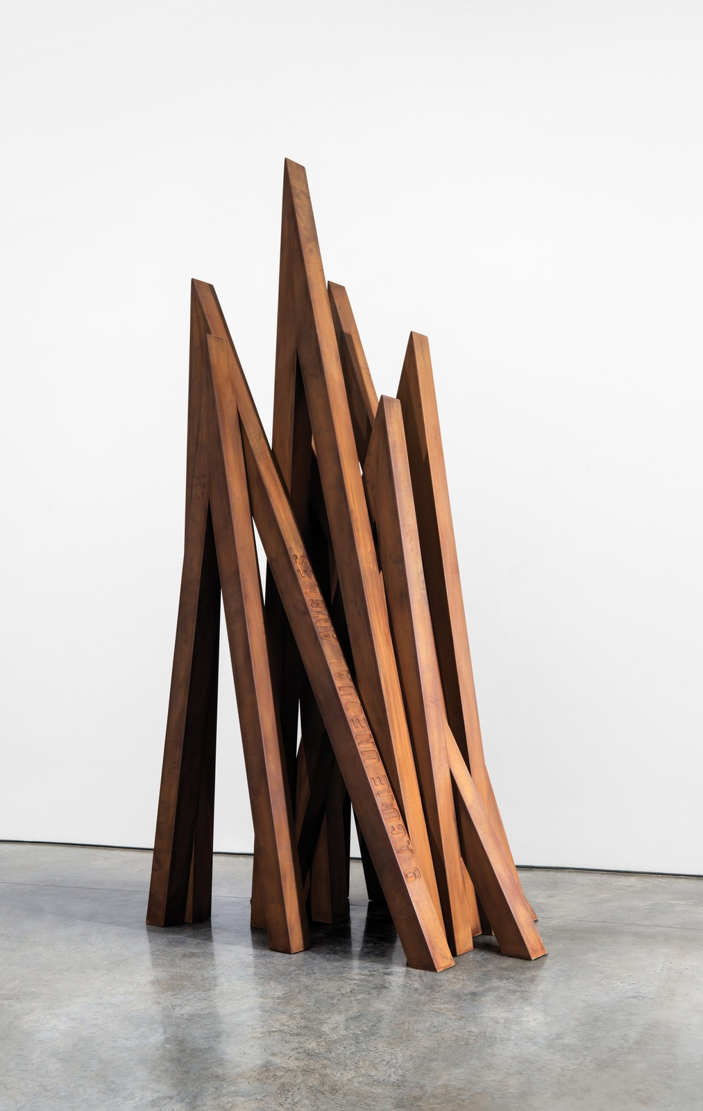 Bernar Venet, 9 Acute Unequal Angles, 2016