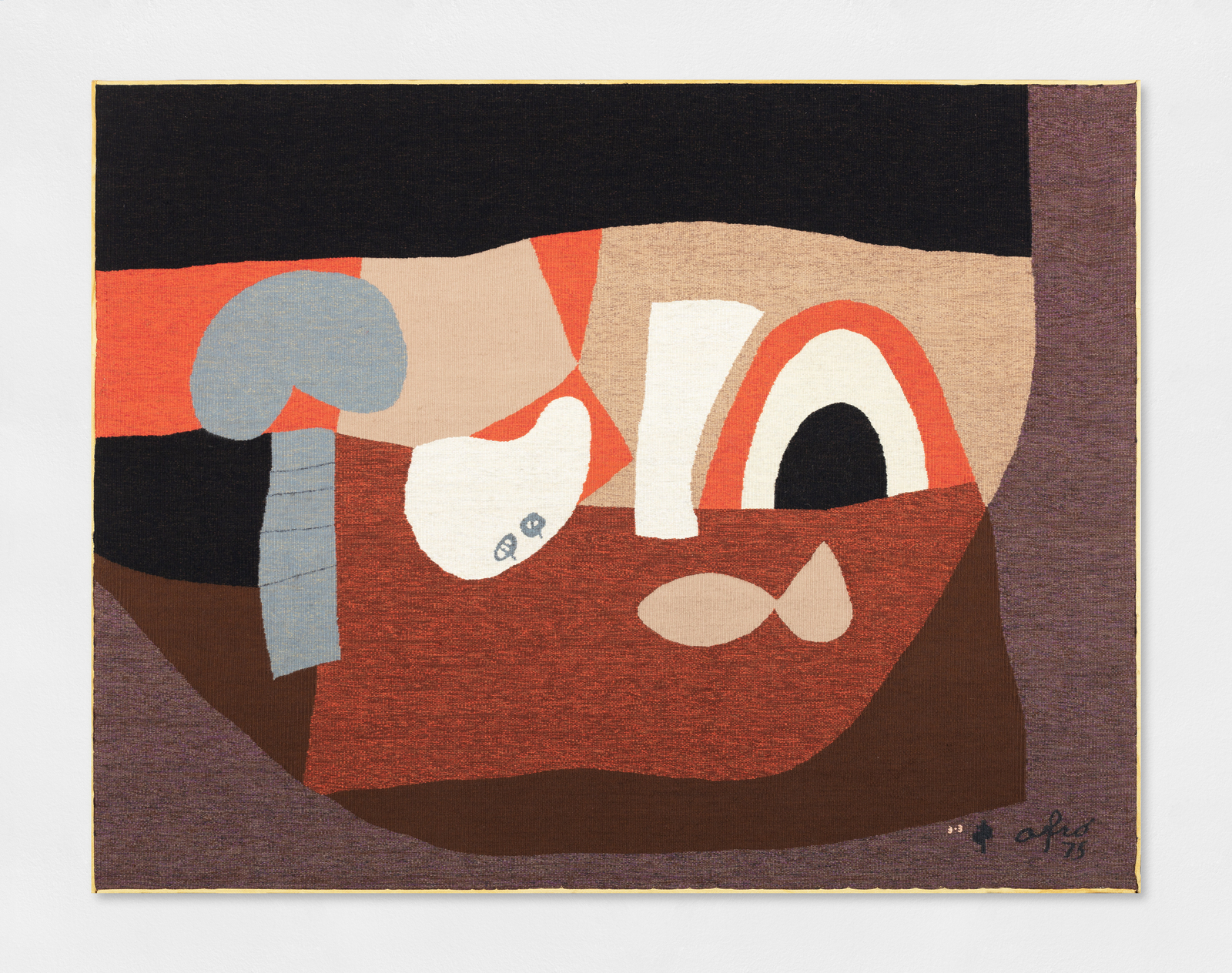 A tapestry made in eight-colour wool depicting the Ponte dei Pugni (Bridge of Fists), in the Dorsoduro district of Venice. It takes its name from an ancient custom of fist fights that took place on many of the bridges. Beneath the bridge, we see the shape of a fish in the canal alongside other abstract shapes.