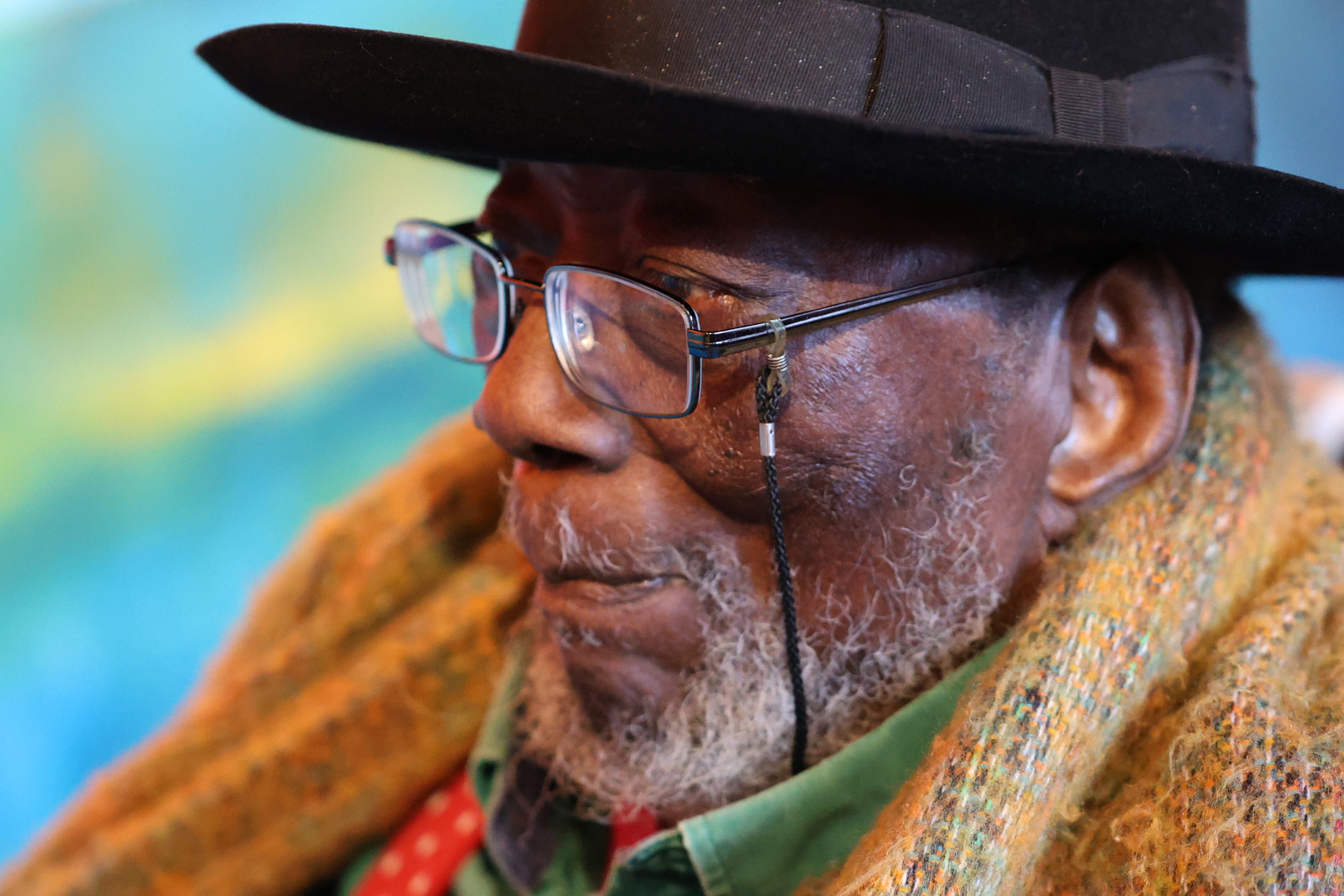 Frank Bowling's monumental painting at Dilston Grove