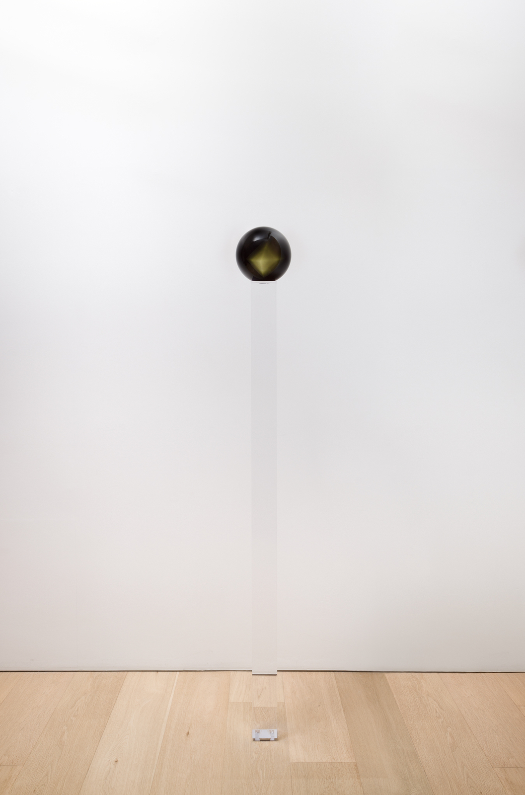 HELEN PASHGIAN 海倫&middot;帕什加