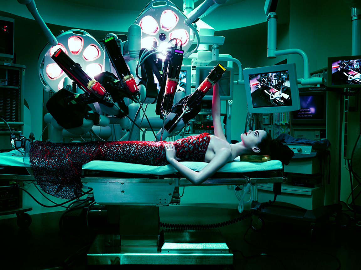 Steven Klein, Extraordinary Machines, 2005