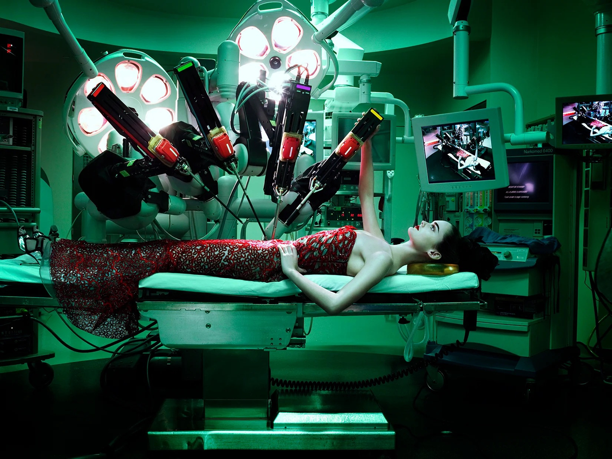 Steven Klein, Extraordinary Machines, 2005