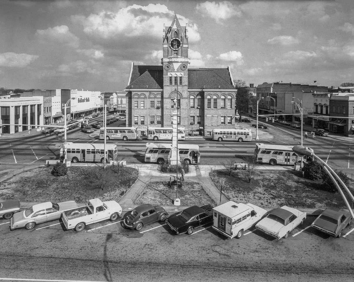 View Anderson Counbty Courthouse, US 29, Anderson, SC, 1976