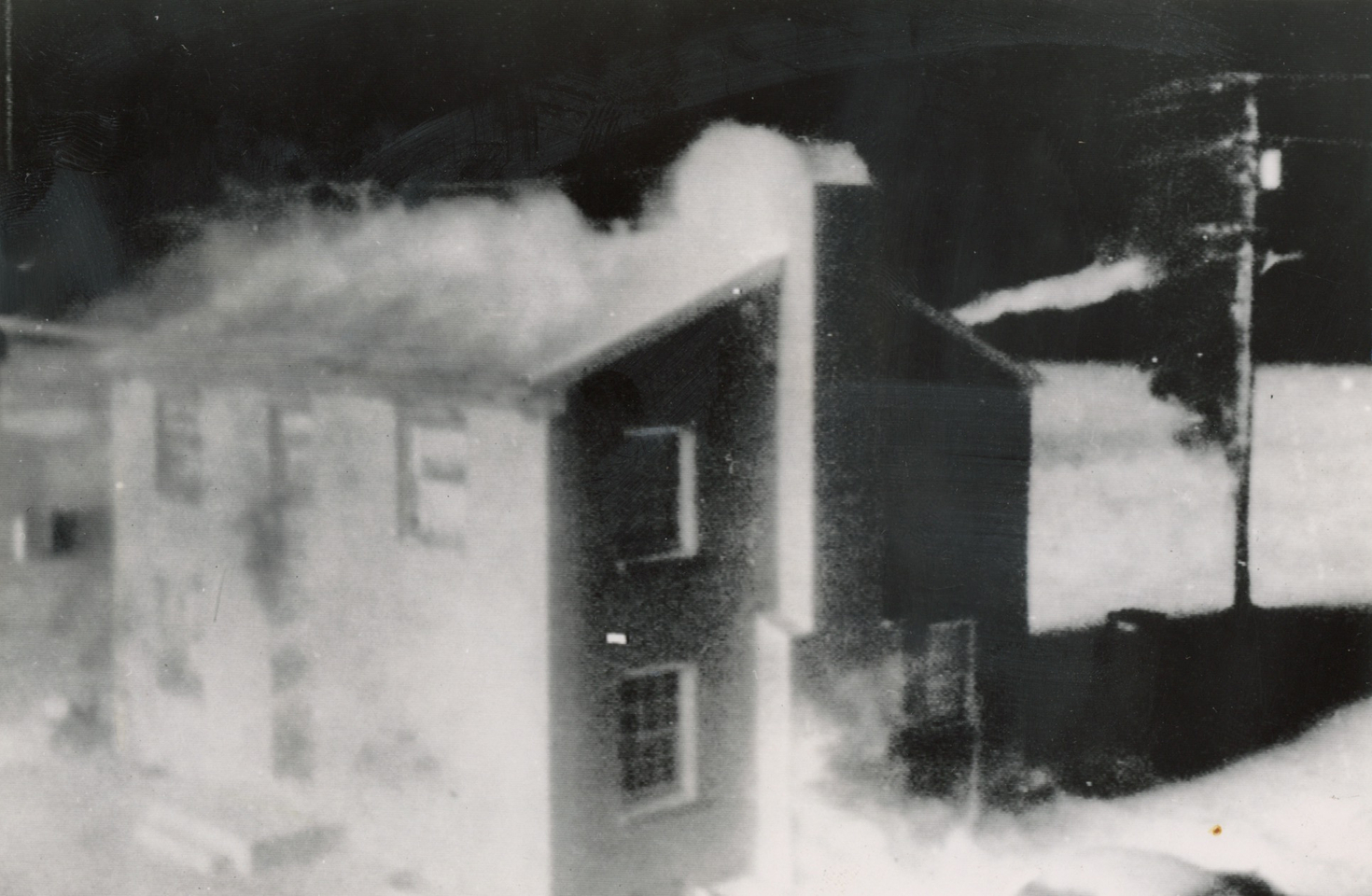 PHOTOGRAPHER UNKNOWN