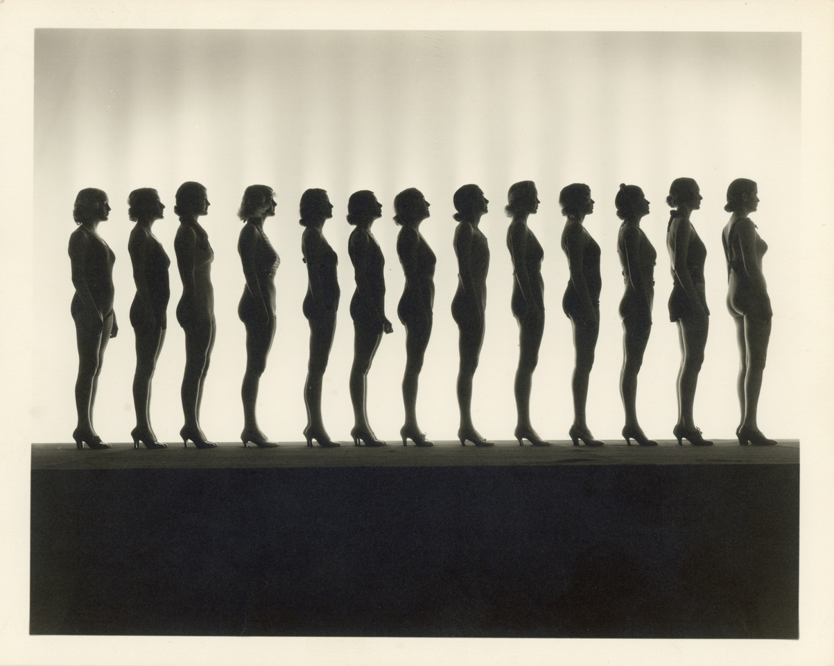 PHOTOGRAPHER UNKNOWN