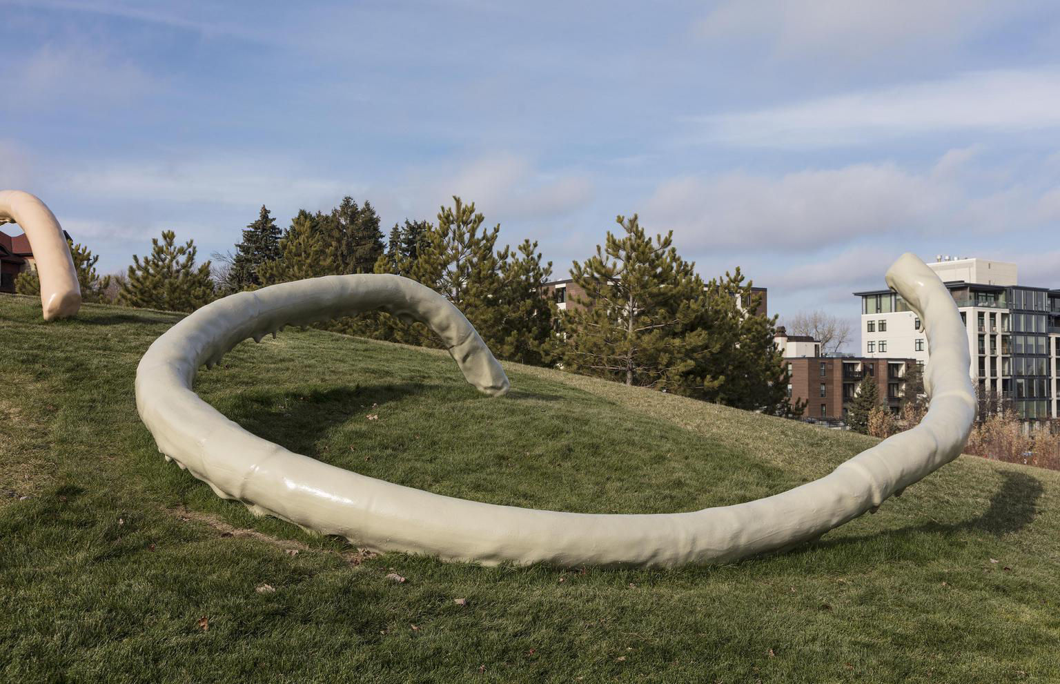 Nairy Baghramian, Beliebte Stellen (Privileged Points), 2017