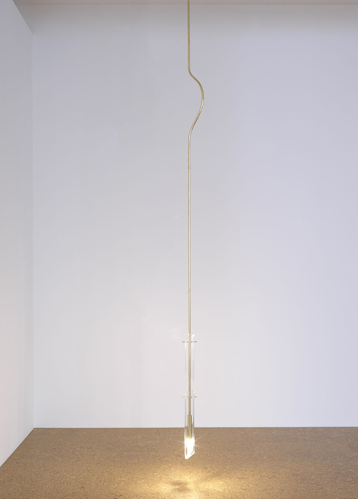 Leonor Antunes knot with double impression 6, 2018