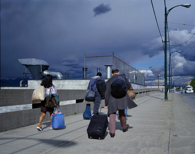 Jeff Wall Overpass, edition AP, 2001
