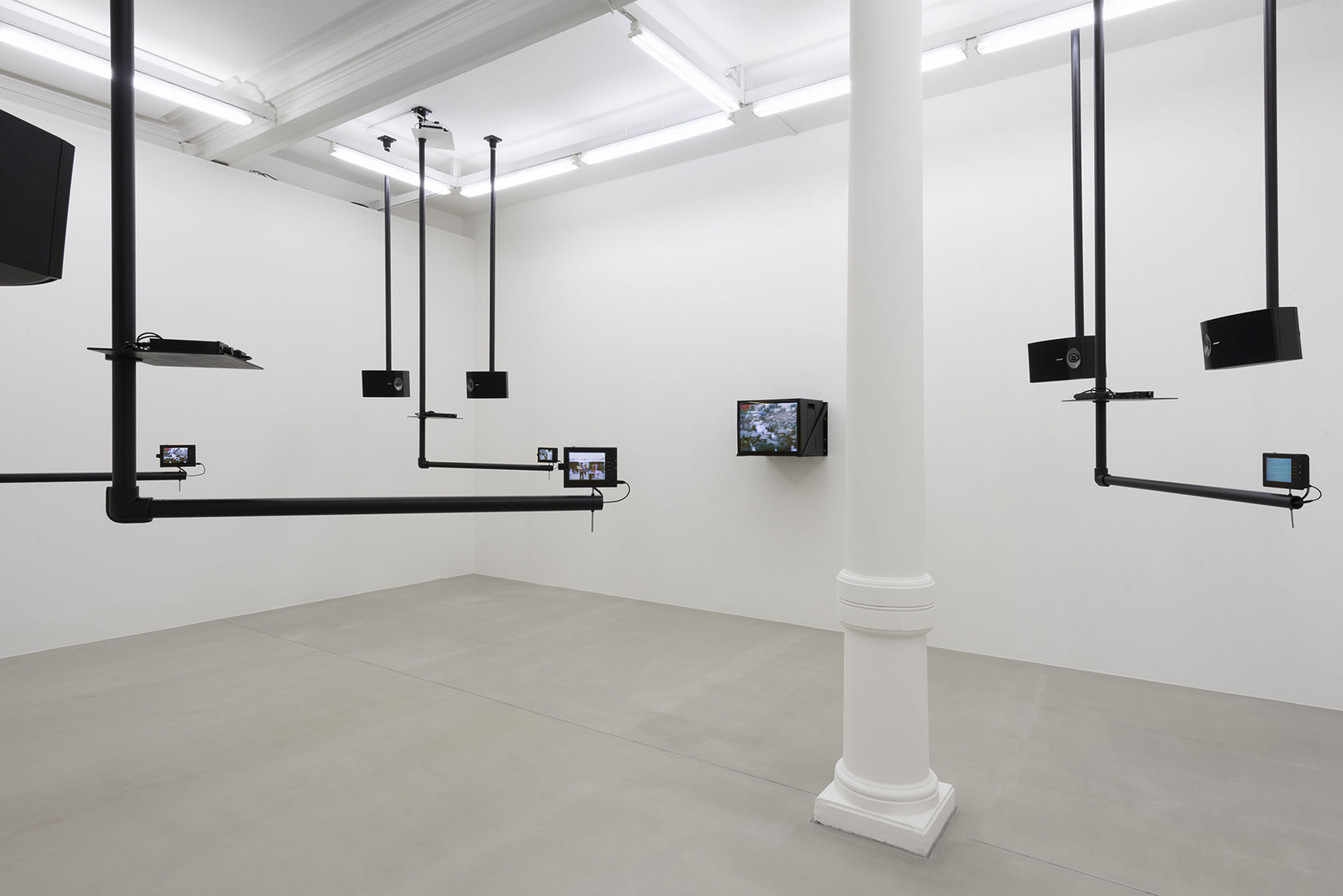 Dara Birnbaum, Tiananmen Square: Break-In Transmission, 1990