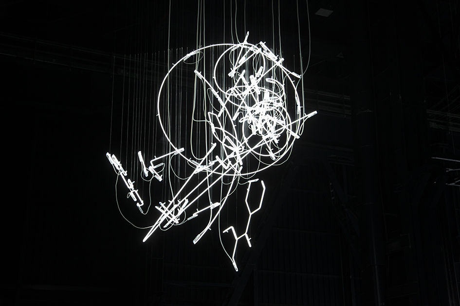 Cerith Wyn Evans, Neon Forms (After Noh XVI), 2018