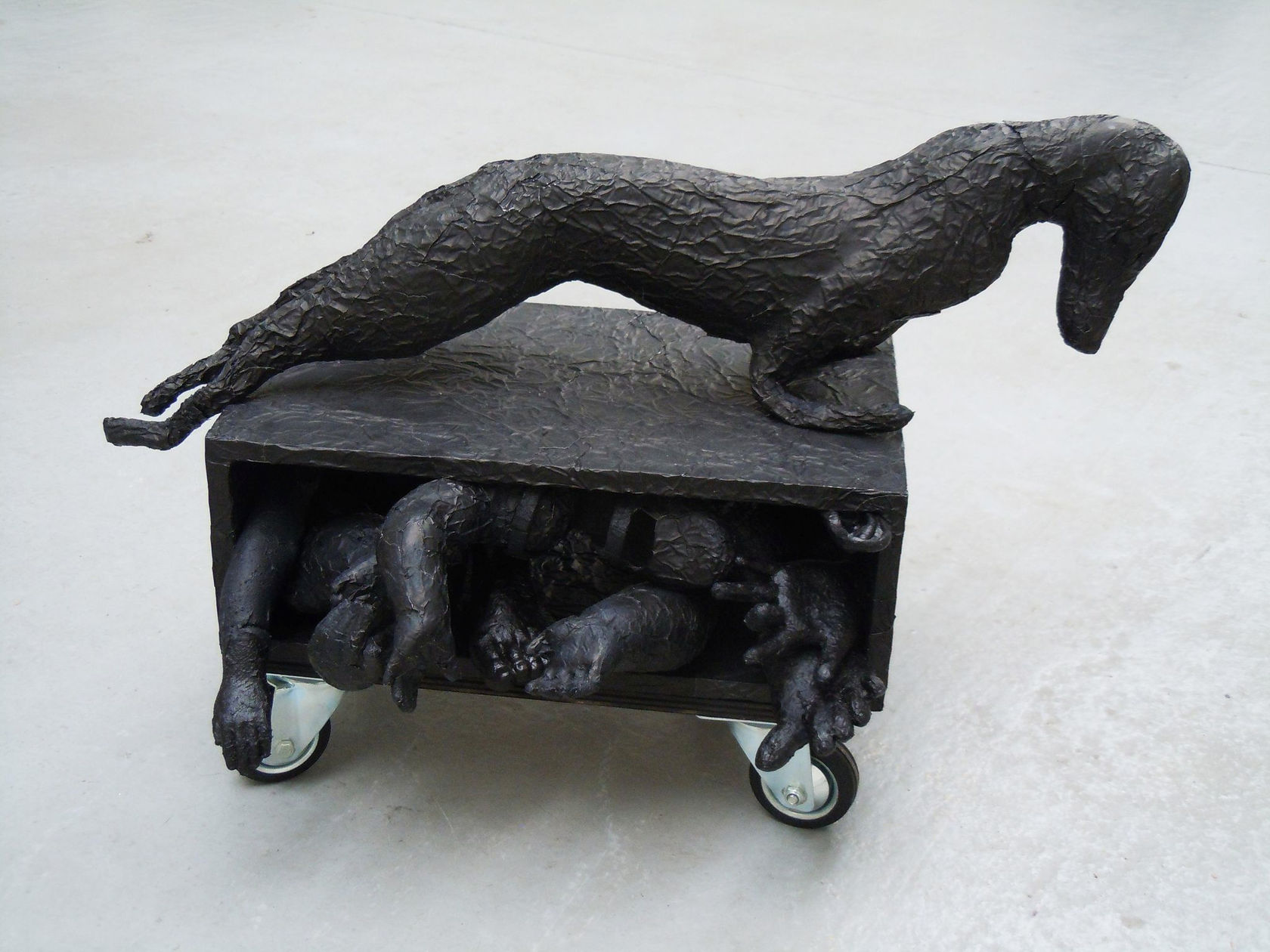 Annette Messager Mes Transports, 2012-2013