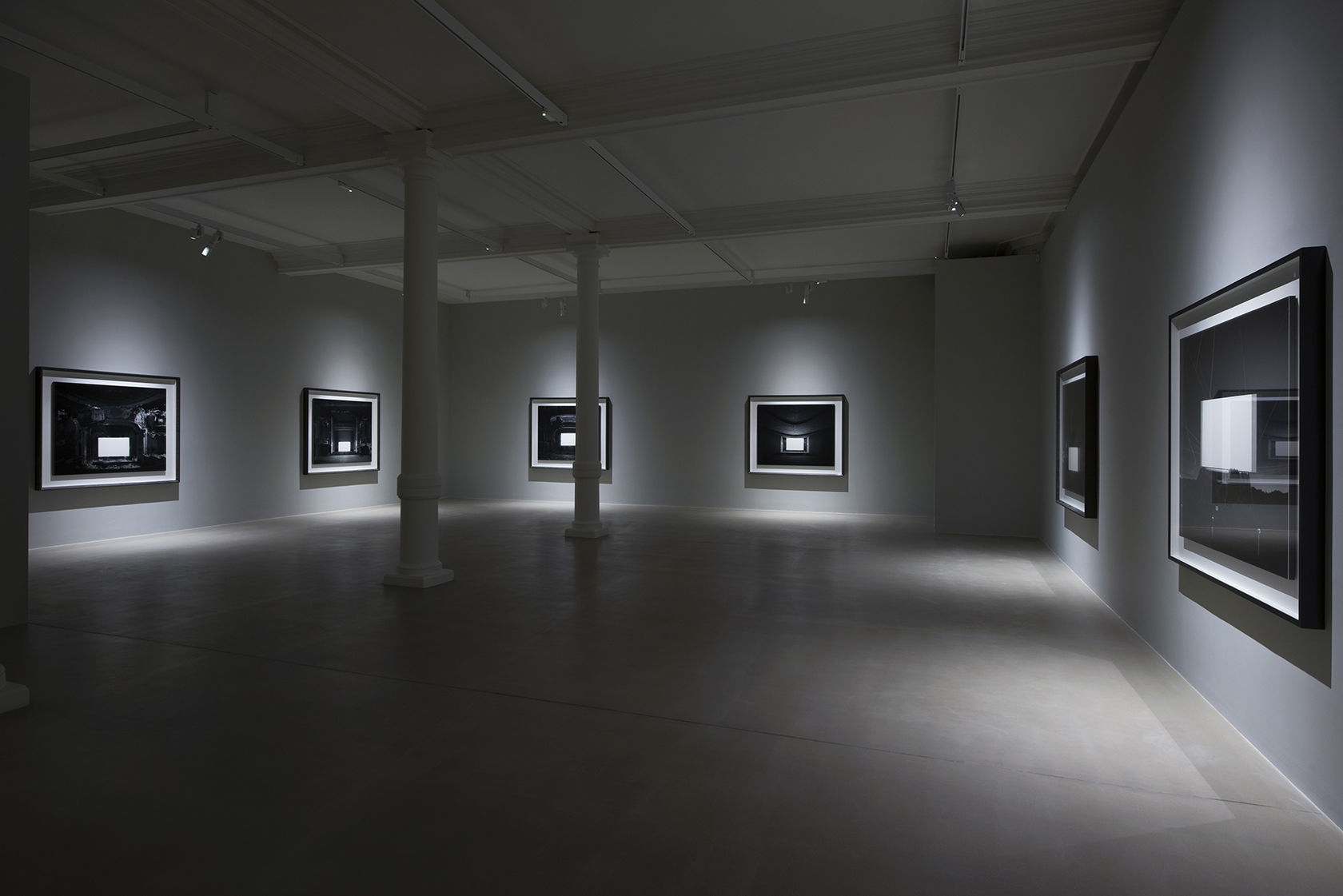 An exhibition installation view from: Hiroshi Sugimoto, Snow White