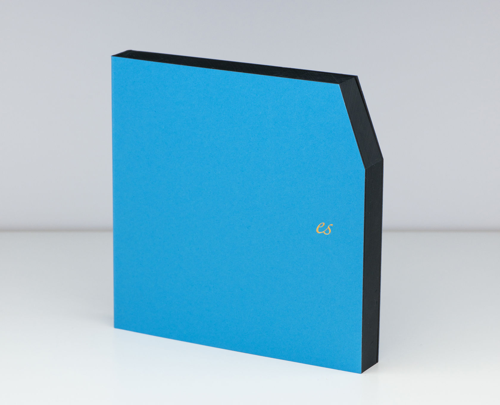 Ettore Spalletti es, 2018 Cardboard cover, printed warm gold, tissue paper 6 3/8 x 6 3/8 x 7/8 in. (16.2...