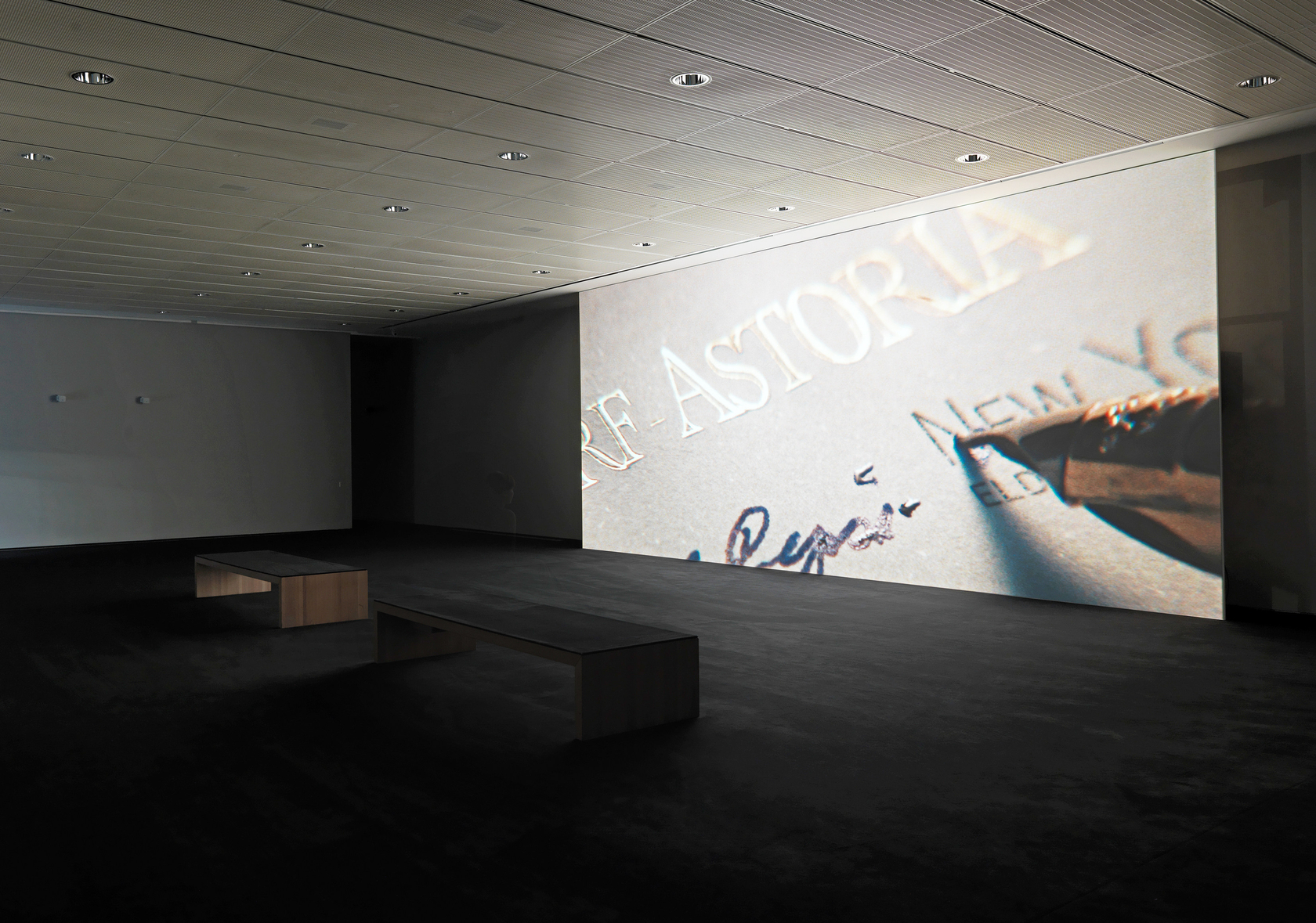 Philippe Parreno Marilyn2012 2k uncompressed dpx images WAW sound files LTO tape for archive, viewing copy as a usb key...