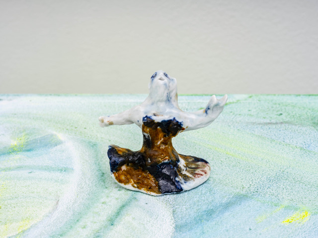 Sophie von Hellermann Diva2020 Ceramic 9.7 x 10 x 6.3 cm 3 7/8 x 4 x 2 1/2 in