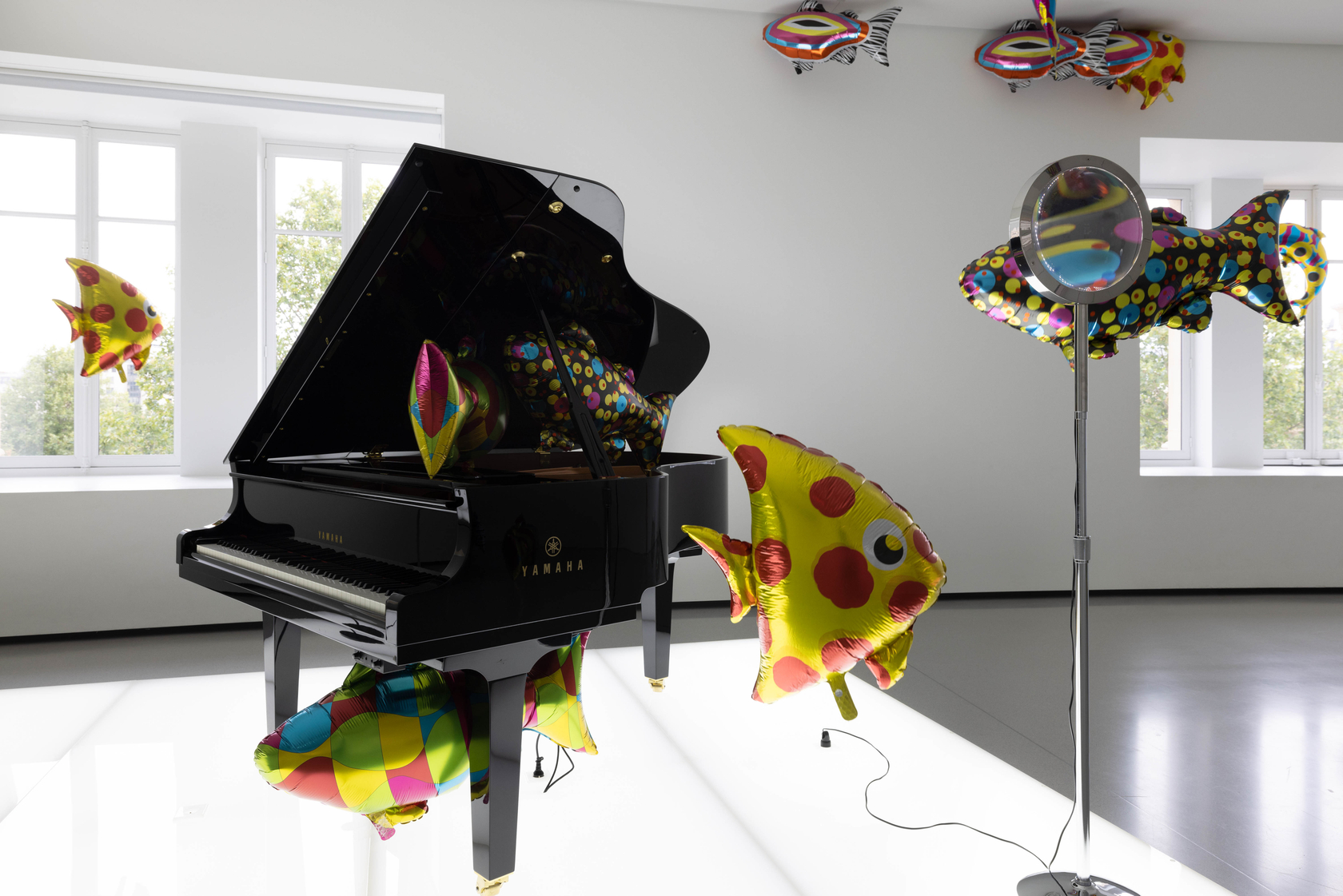Philippe Parreno My Room Is Another Fish Bowl2022 Helium-filled Mylar balloons Dimensions variable