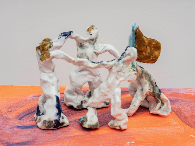 Sophie von Hellermann Revolution2020 Ceramic 13.5 x 18 x 13 cm 5 1/4 x 7 1/8 x 5 1/8 in