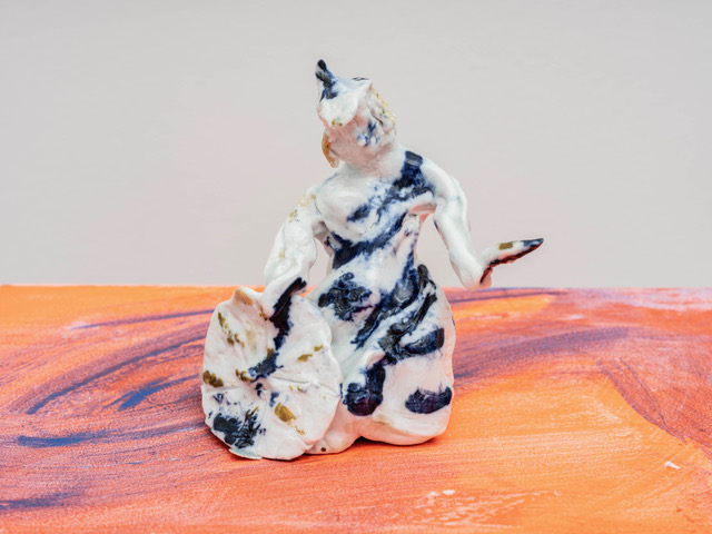 Sophie von Hellermann Britannia2020 Ceramic 13.9 x 10.2 x 12.8 cm 5 1/2 x 4 1/8 x 5 1/8 in