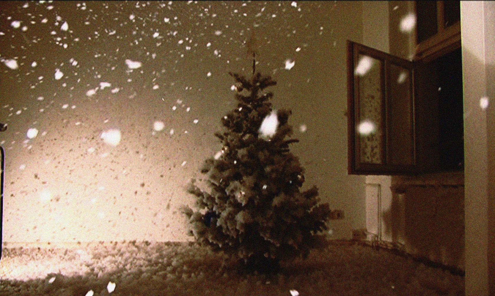 Keren Cytter Four Seasons2009 16:9 Digital video, colour, sound 12’15'