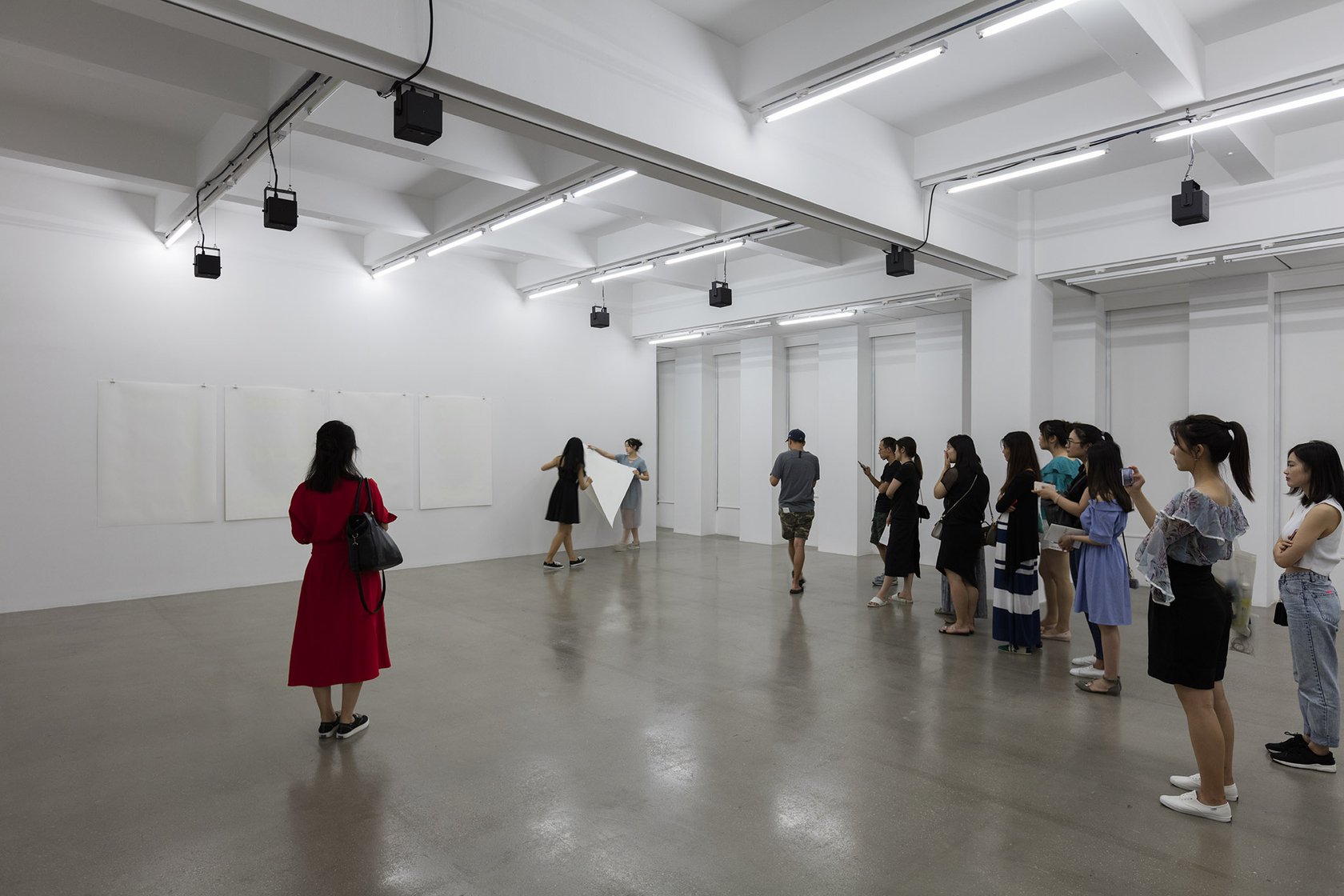 Philippe Parreno Fade to Black2017 40 screen prints on paper, phosphorescent pigment 141 x 100 cm