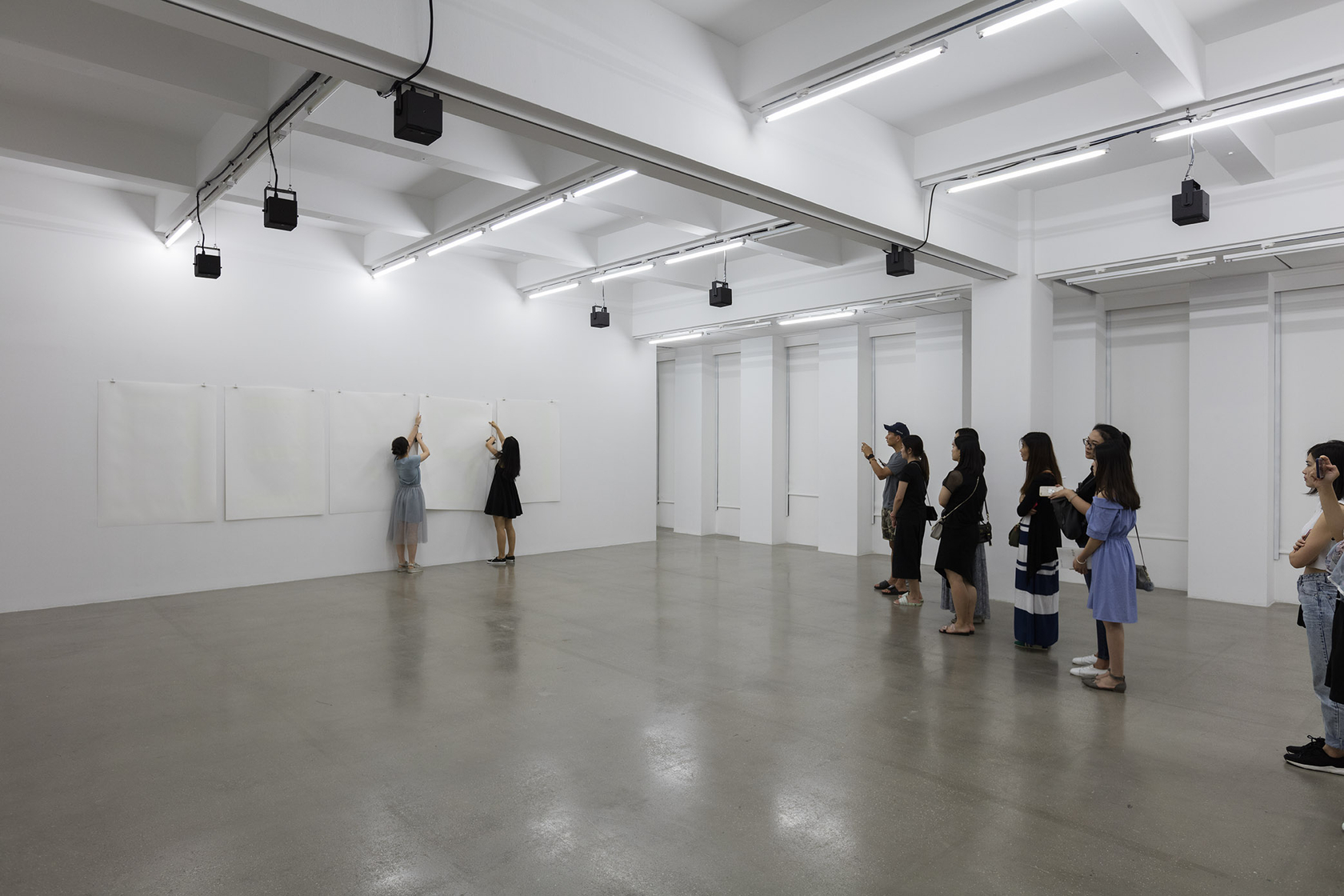 Philippe Parreno Fade to Black2017 40 screen prints on paper, phosphorescent pigment 141 x 100 cm