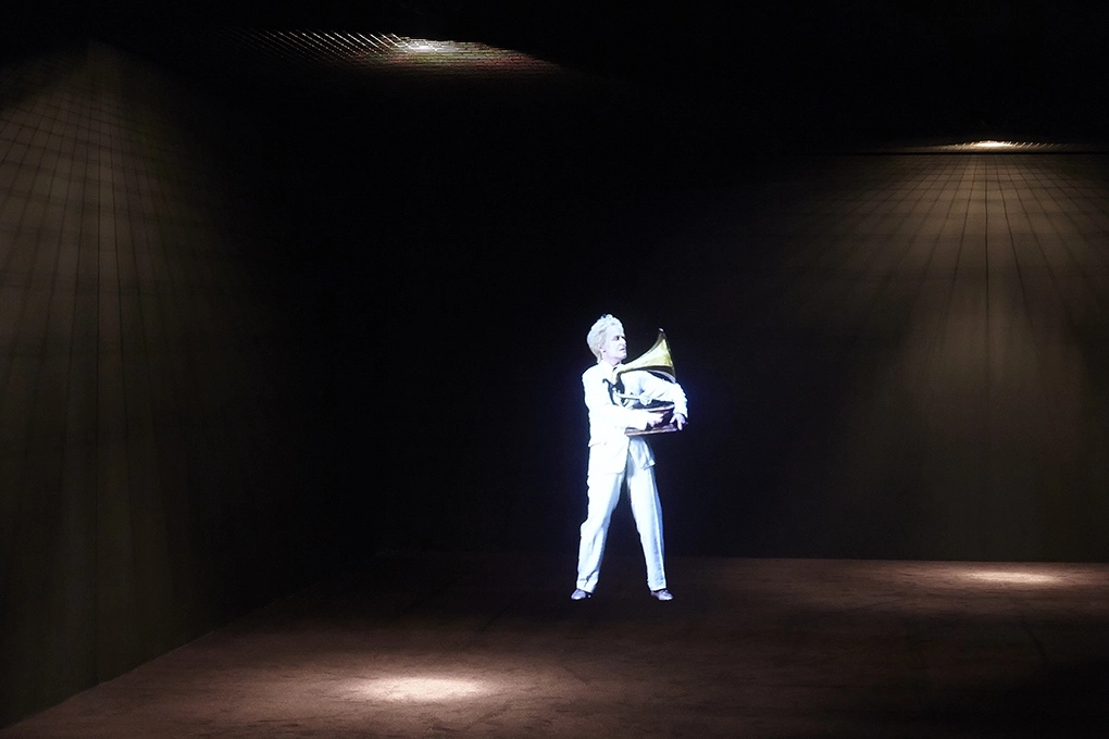 Dominique Gonzalez-Foerster, M.2062 (Fitzcarraldo), 2014