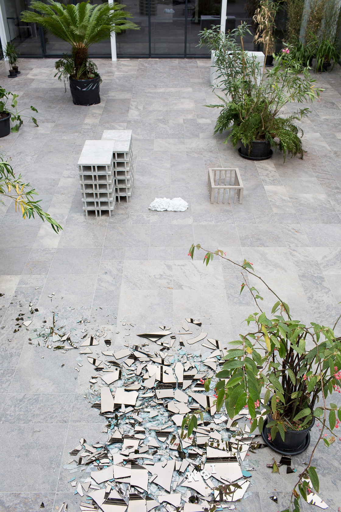 Exhibition view, Kontrastbed&uuml;rfnis, Ernst Balach Haus, Hamburg, 2014