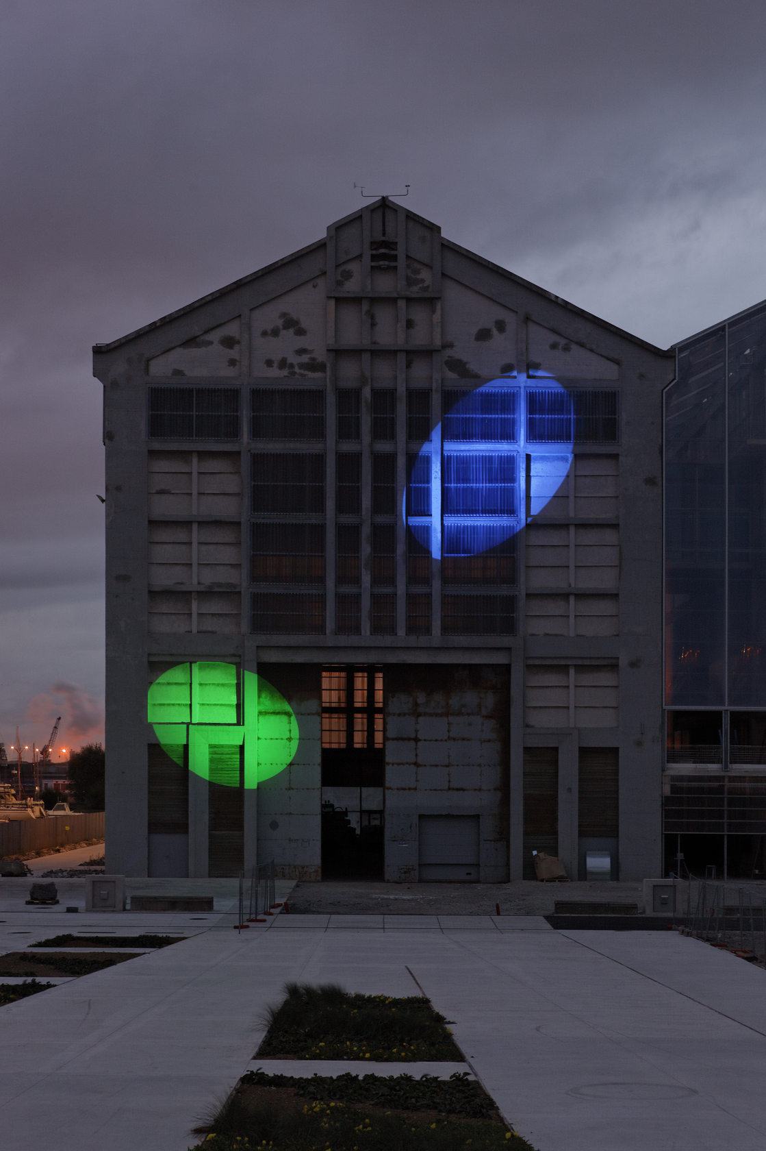 Exhibition view Blowing In The Wind, since 2013 AP2, FRAC Nord-Pas de Calais, Dunkerque Photo &copy; Carsten Eisfeld
