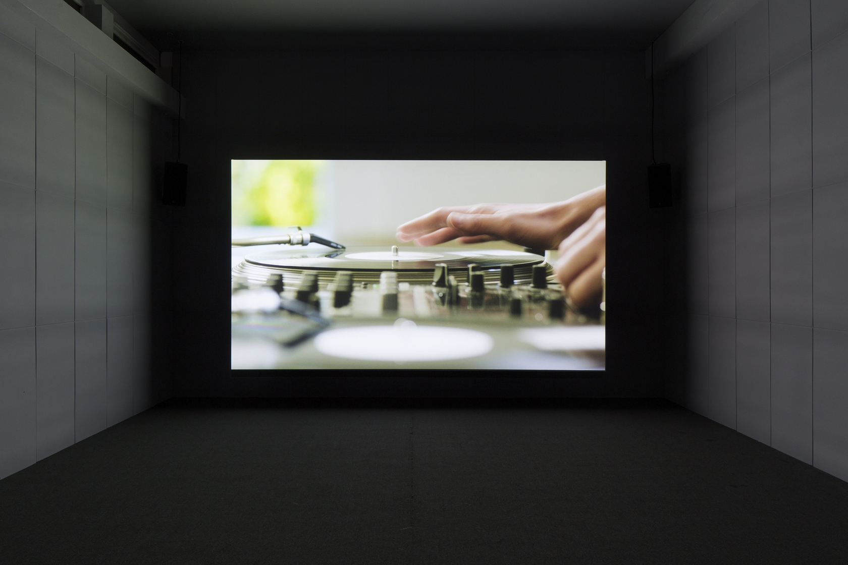 Exhibition view No Names, No Title, 2014&ndash;15 Tel Aviv Museum of Art, Tel Aviv Photo &copy; Elad Sarig