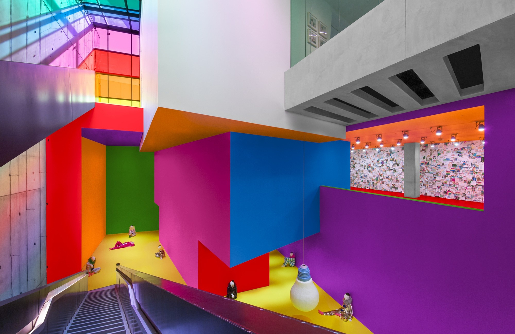 Exhibition view: Ugo Rondinone, let's start this day again, Contemporary Arts Center, Cincinnati, 2017 Photo &copy; Tony Walsh