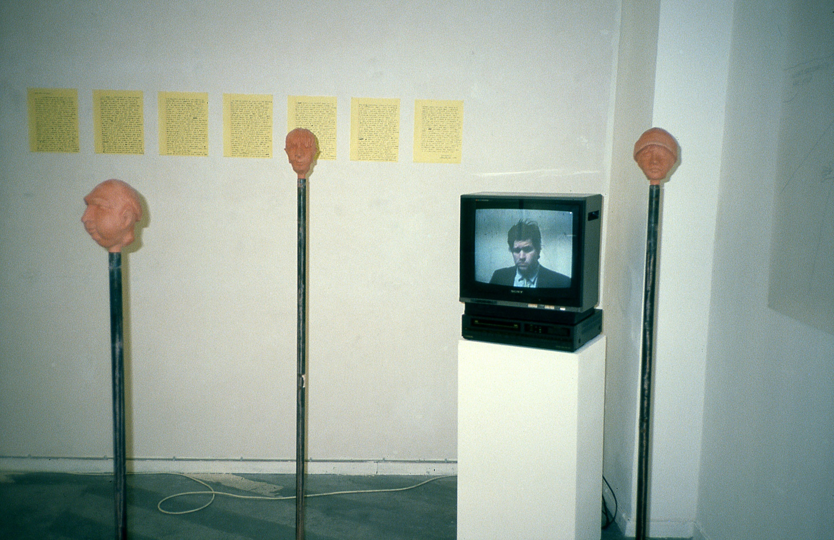 Exhibition view: (Mami), Esther Schipper, Cologne, 1992. Photo © Lothar Schnepf