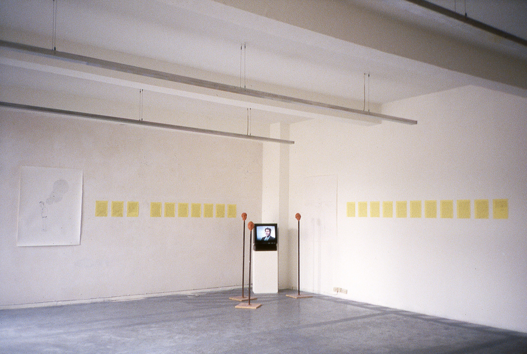 Exhibition view: (Mami), Esther Schipper, Cologne, 1992. Photo © Lothar Schnepf