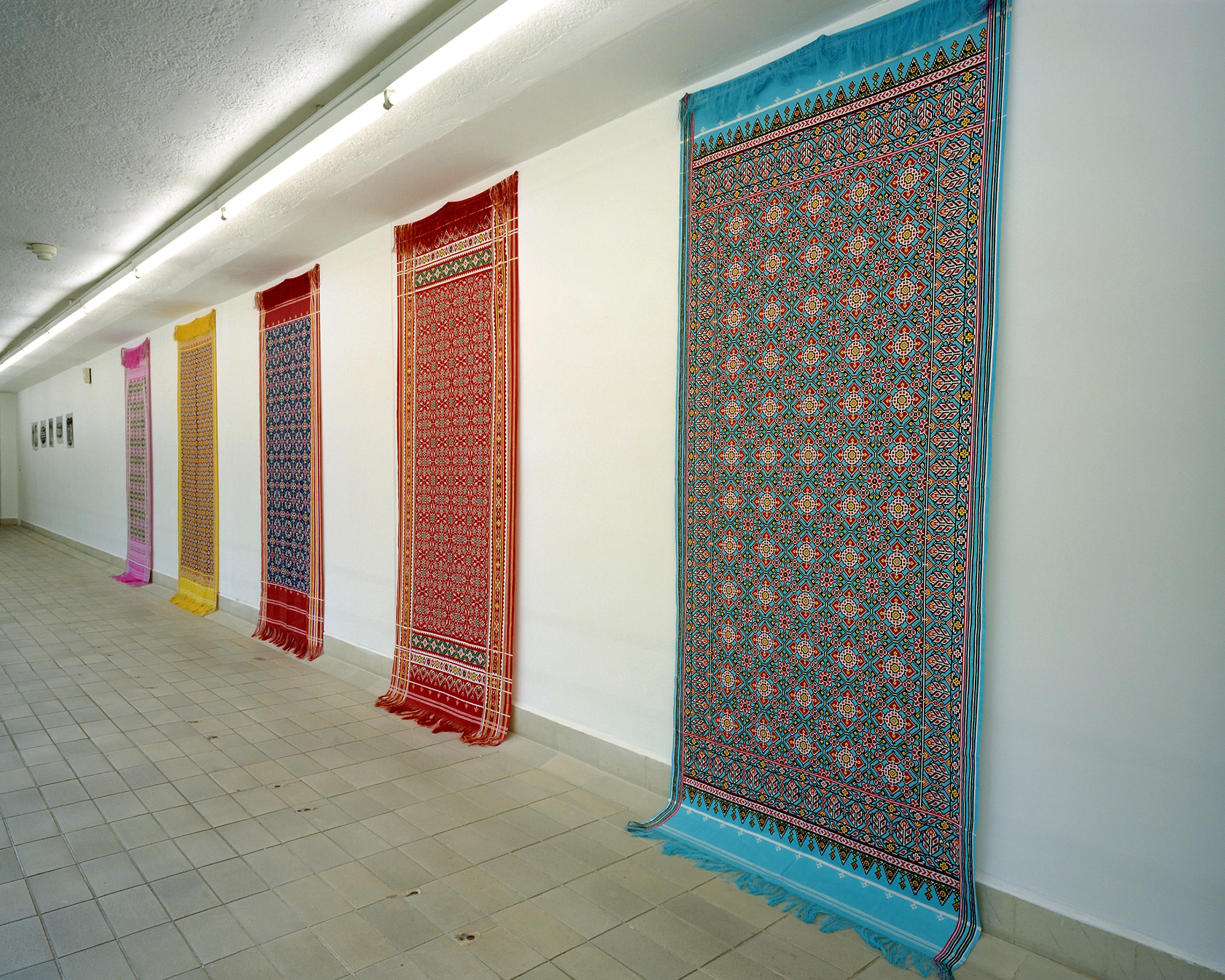Exhibition view: Matti Braun, S.R., Kunstverein Freiburg, Freiburg, 2003 Photo © Bernhard Strauss