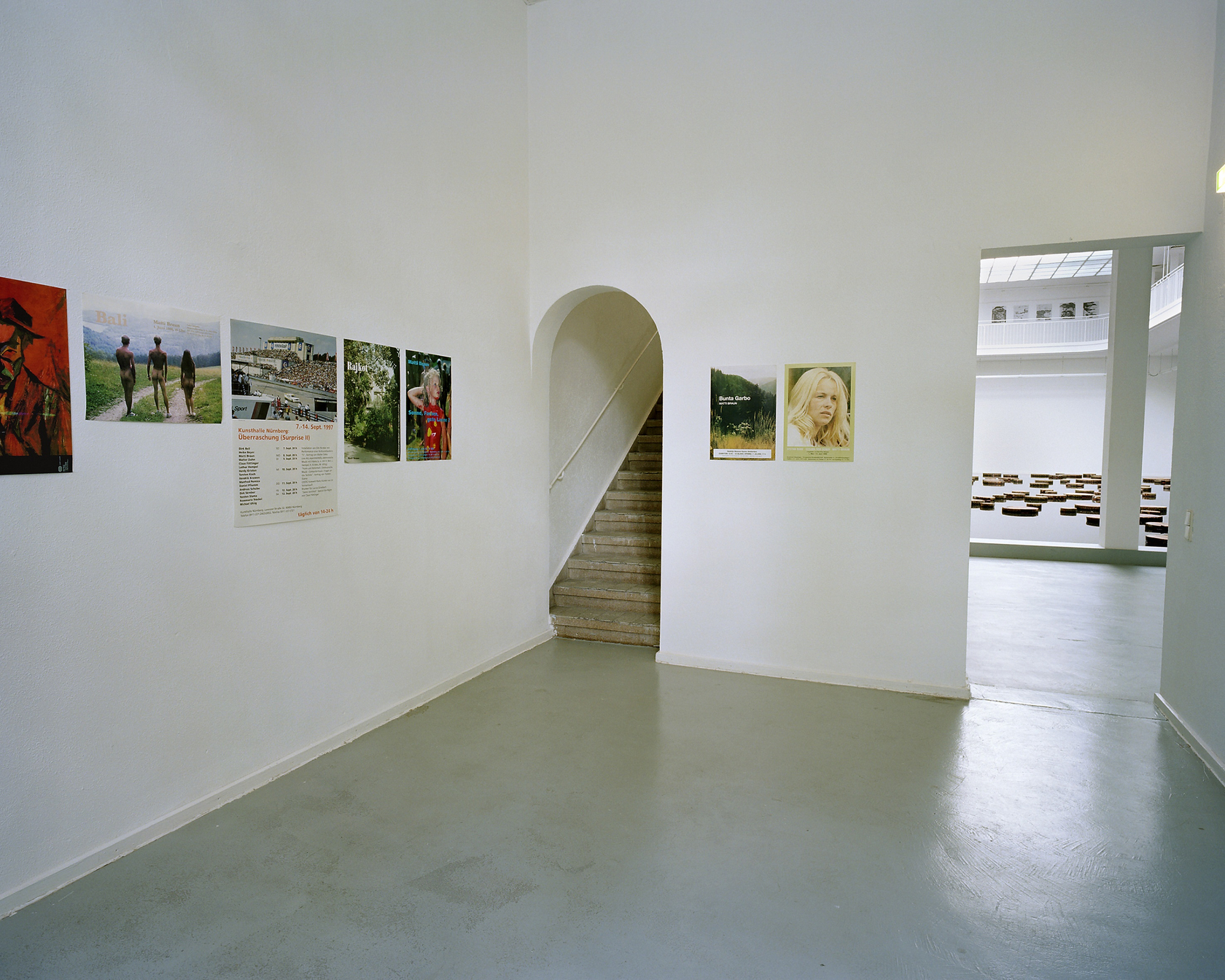 Exhibition view: Matti Braun, S.R., Kunstverein Freiburg, Freiburg, 2003 Photo © Bernhard Strauss