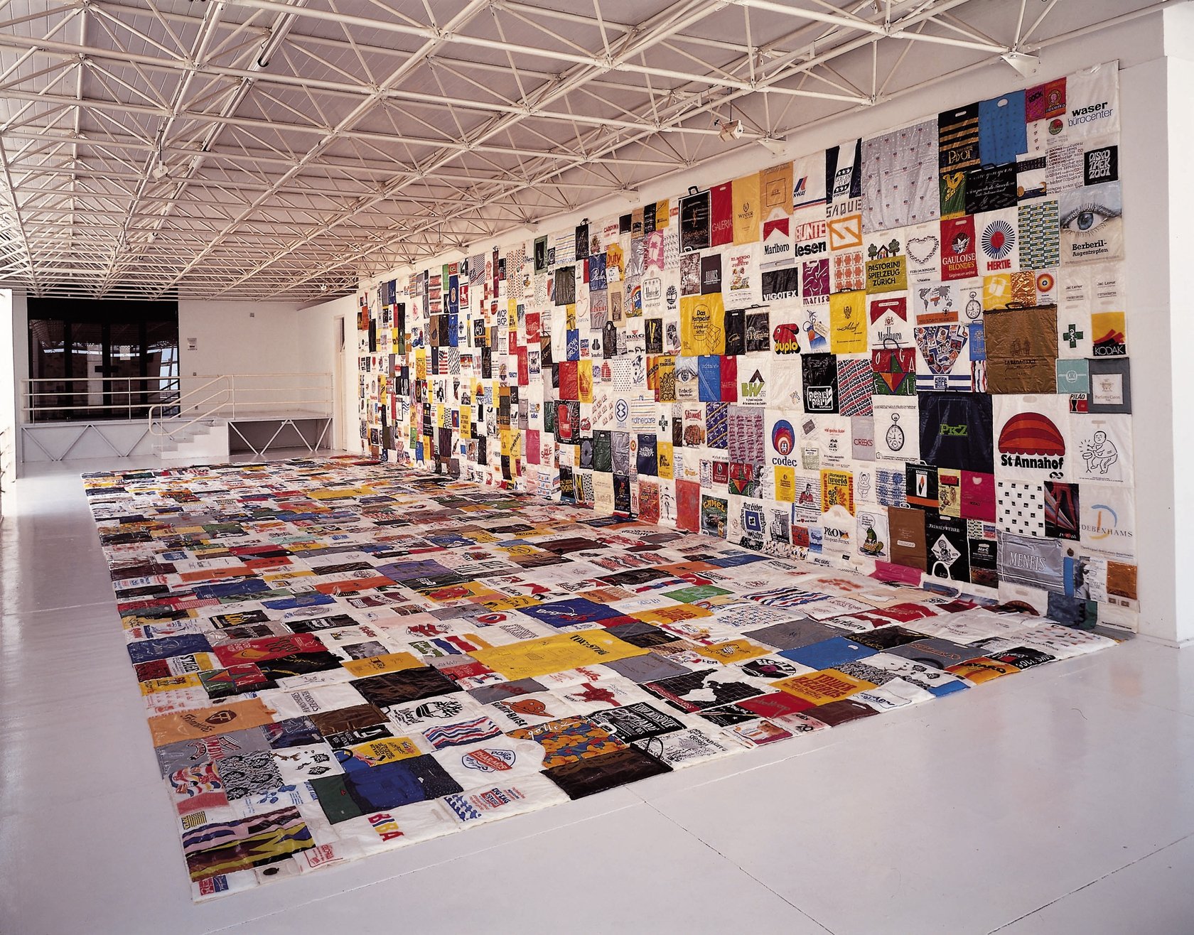 Names, 1989 Plastic bags, polyester foam, buckram Dimensions variable Photo © Luis Carlos Felizardo