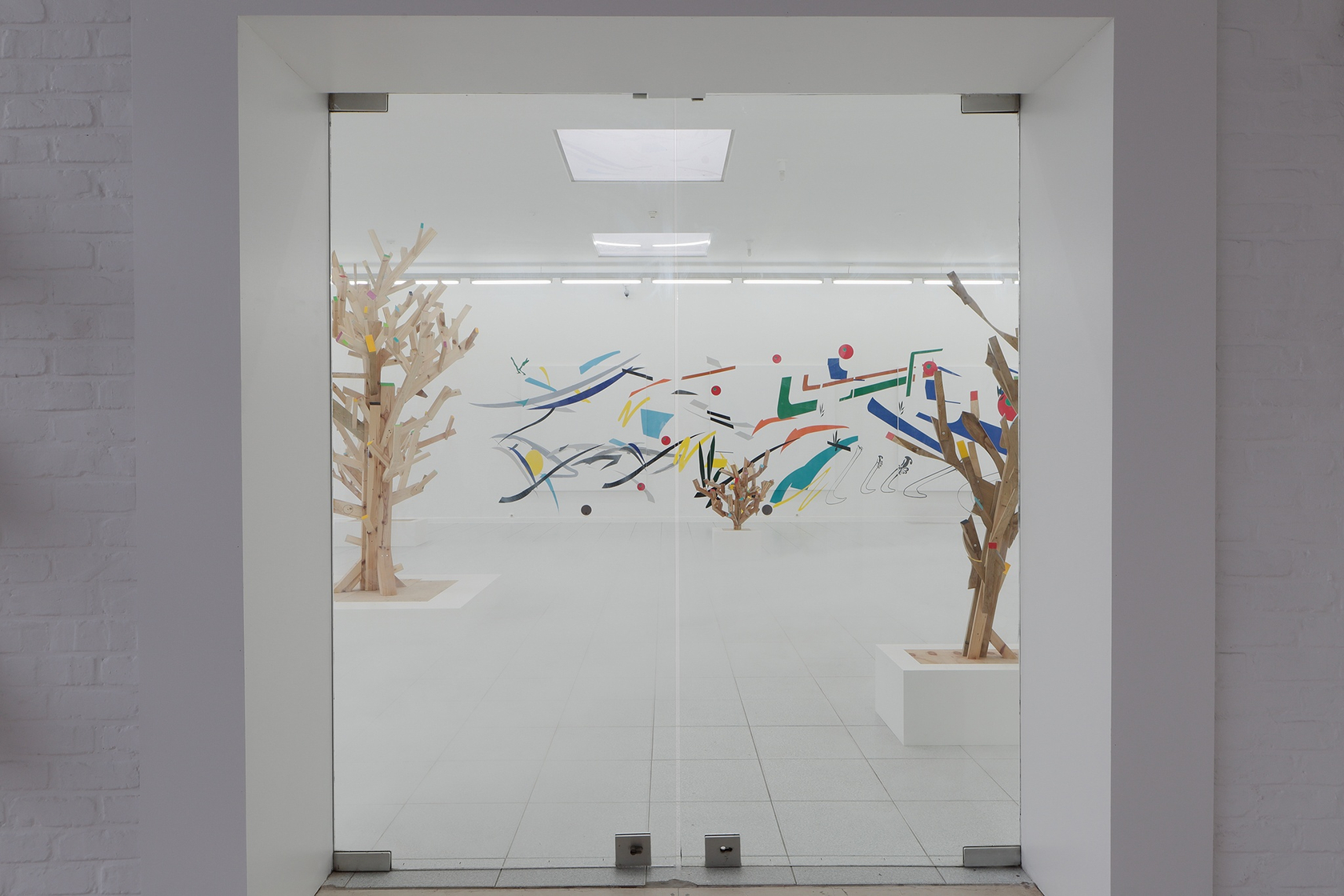 Exhibition view, To stand amongst the elements and to interpret what one knows, Museum Dhondt-Dhanens, Deurle, Belgium, 2016 © Vik...