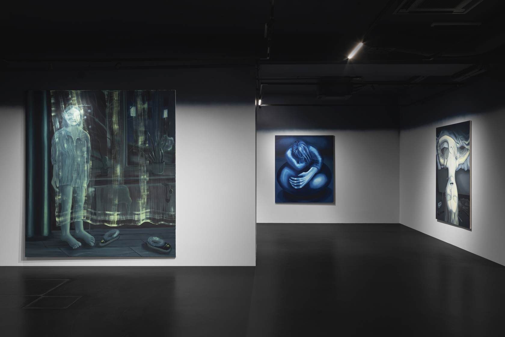 Exhibition view: A Dreamlike Pandemic: The Paintings of Karolina Jabłońska, Krupa Art Foundation, Wrocław, 2025. Photo © Alicja Kielan /...