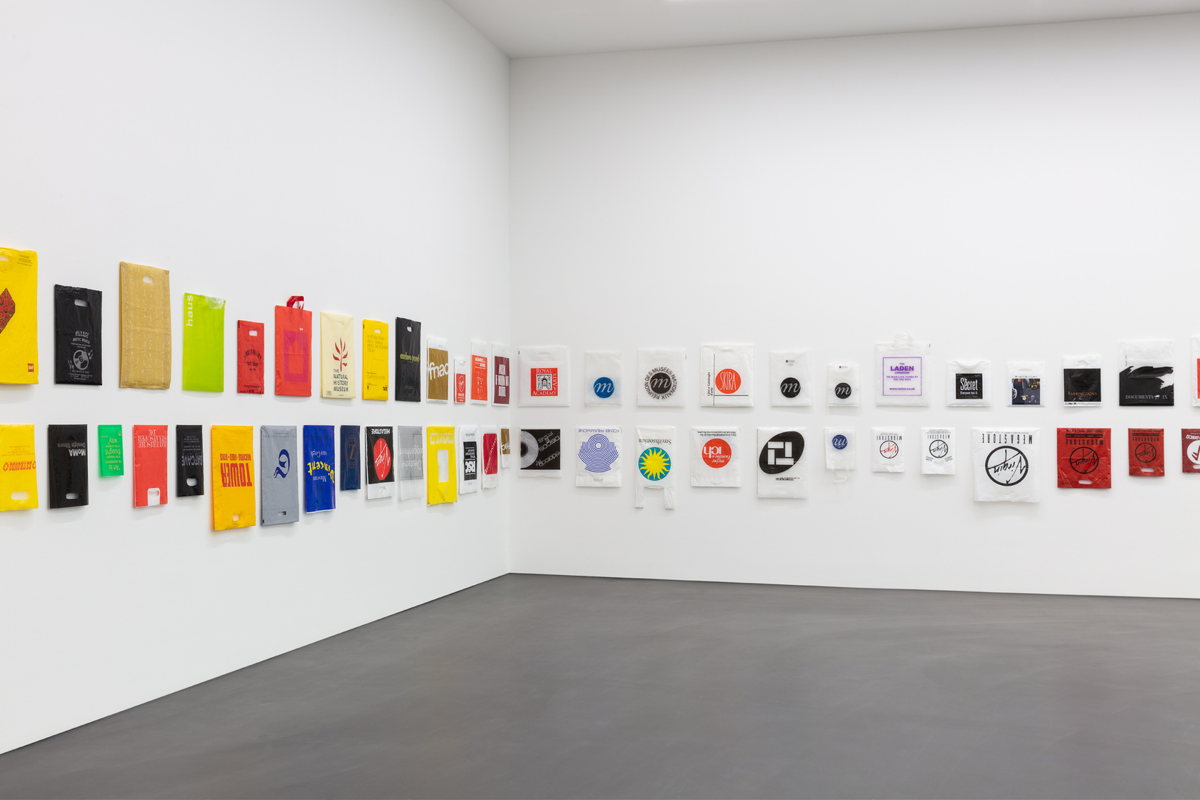 Exhibition view: Jac Leirner, Us Horizon, Esther Schipper, Berlin, 2022. Photo © Andrea Rossetti