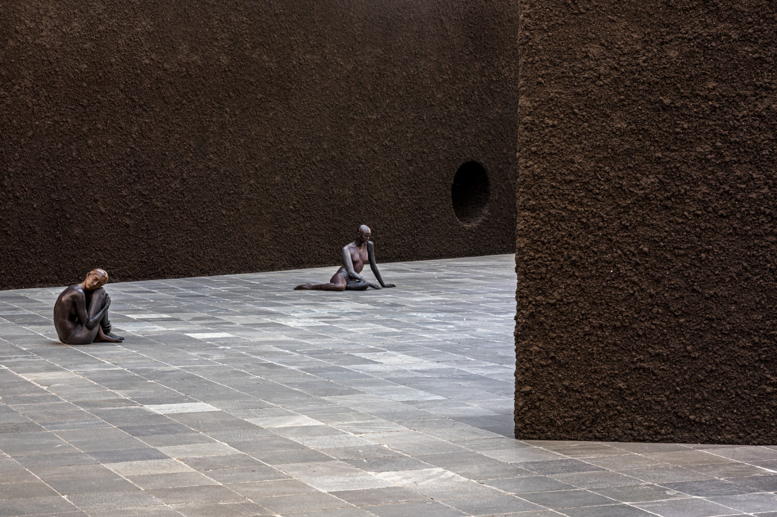 Exhibition View: Ugo Rondinone, nude in the landscape, Belvedere 21, Vienna, 2021. Photo © Johannes Stoll / Belvedere, Vienna