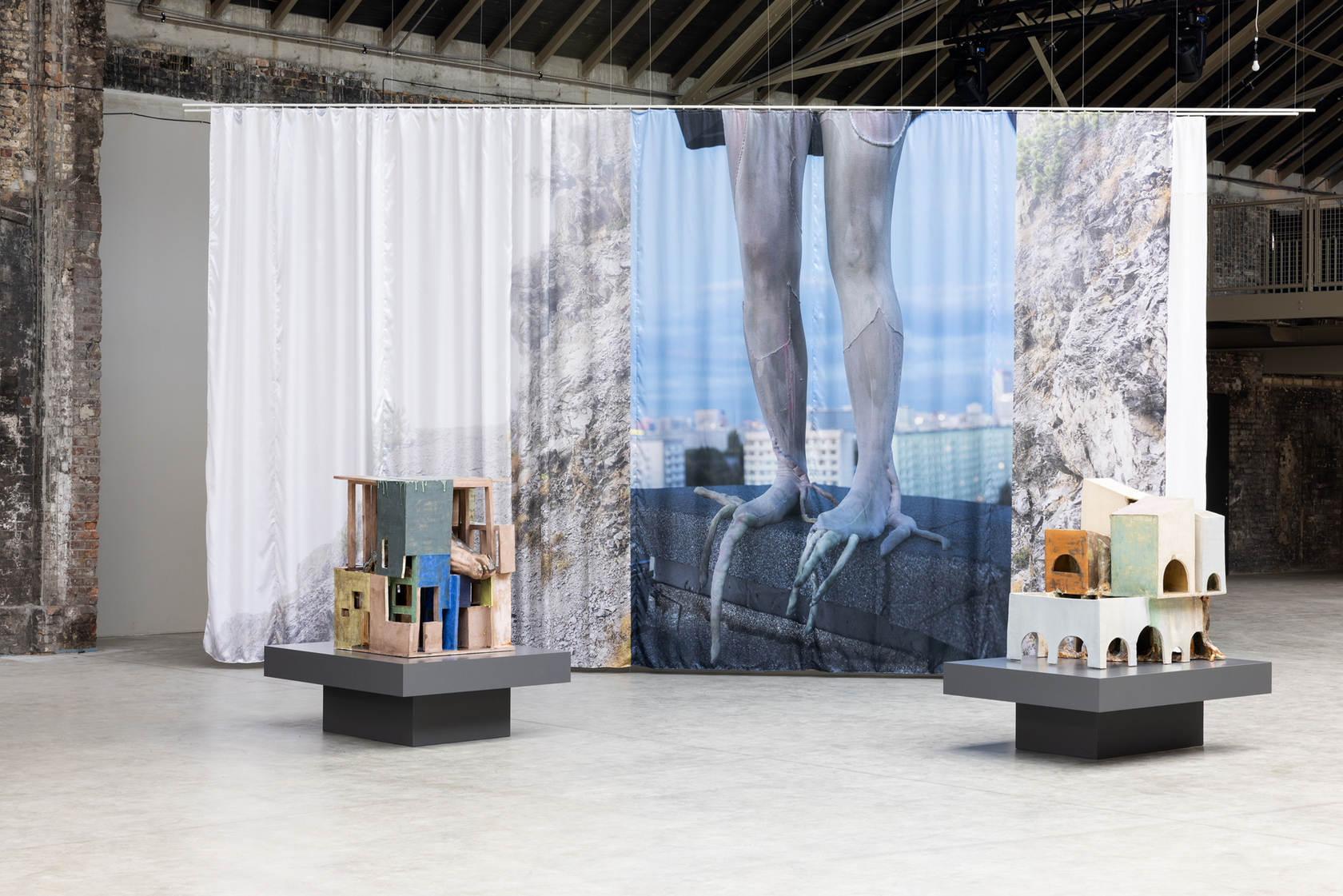 Back: Isa Melsheimer, Curtain (Höhenweg), 2020. Front left: Isa Melsheimer, false ruins and lost innocence 3, 2020. Front right: Isa...