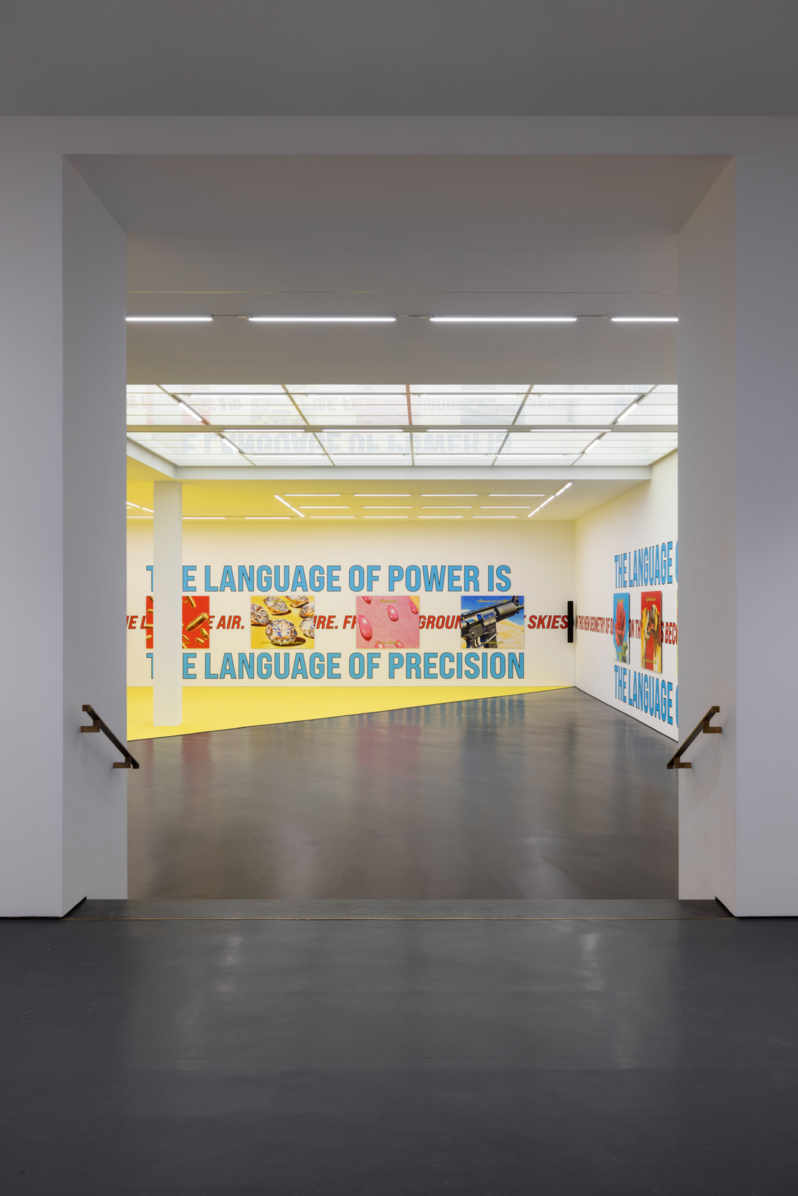 Exhibition view: Cemile Sahin, ROAD RUNNER, Esther Schipper, Berlin, 2025. Photo: © Andrea Rossetti