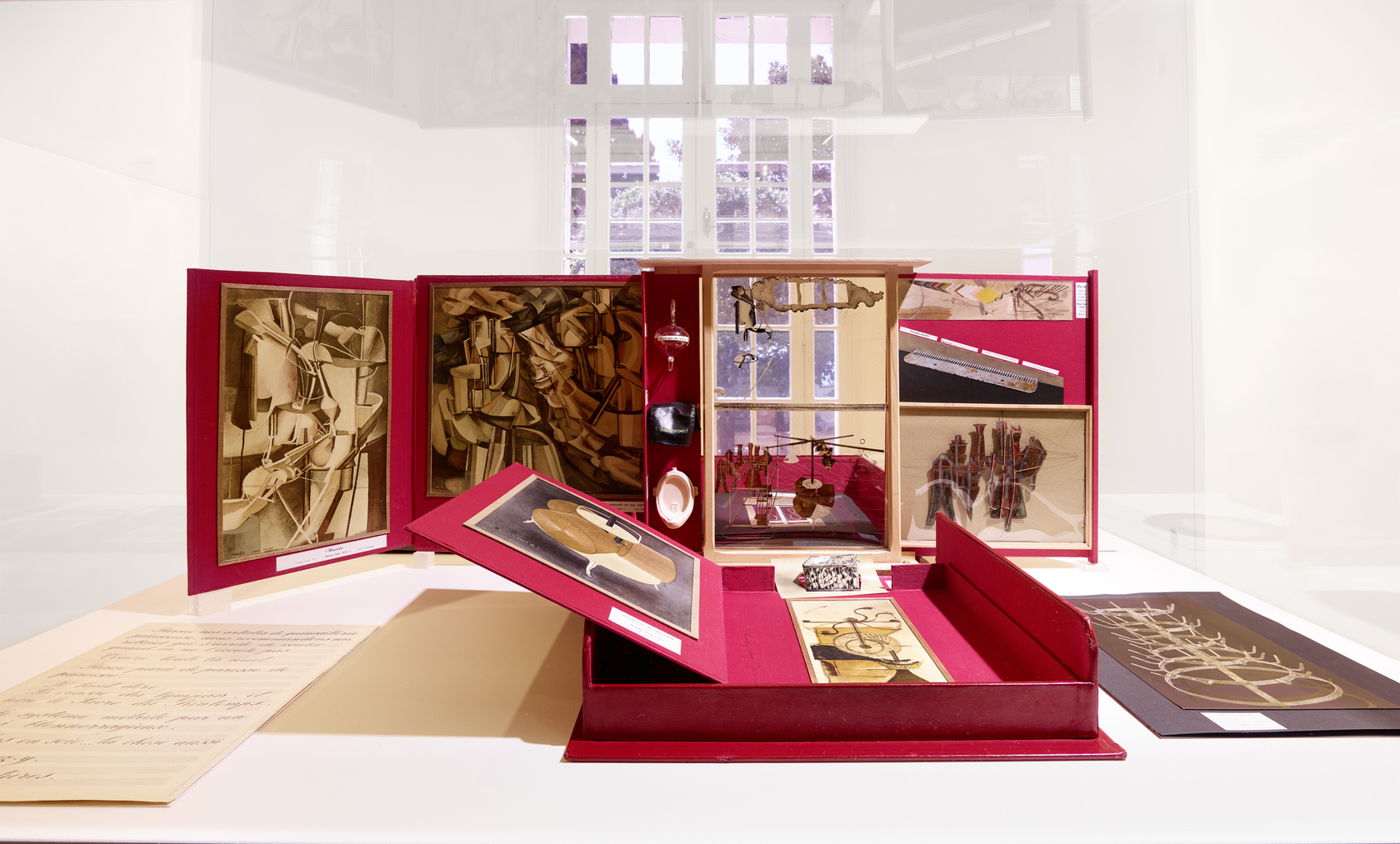 Exhibition view: Saâdane Afif, The Fountain Archives, Nouveau Musée National de Monaco, Monaco, 2017. Photo © NMNM/ François Fernandez