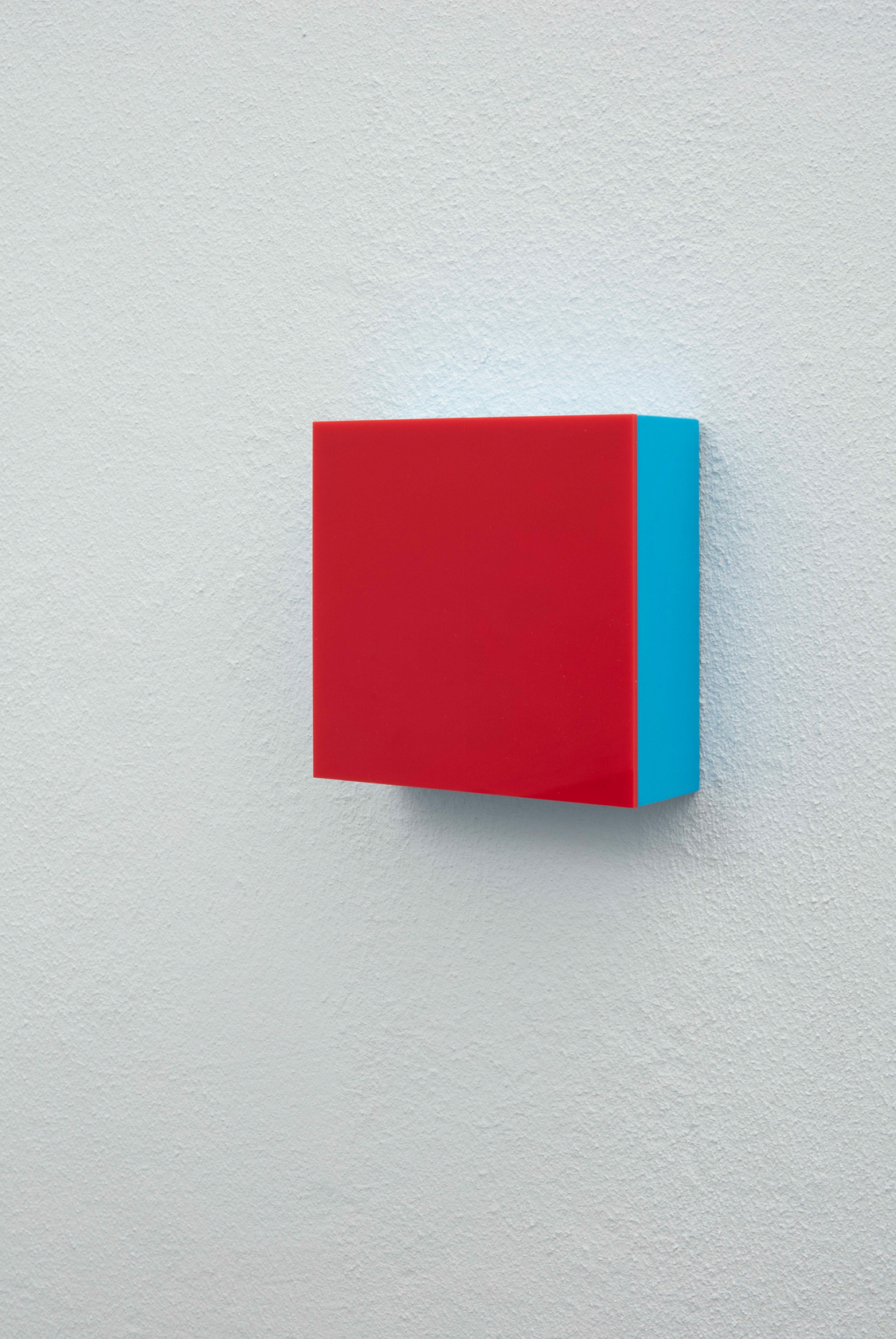 Gerwald Rockenschaub Acrylic glass, MDF lacquered, 2012 15 x 15 x 5 cm Photo © Ludger Paffrath