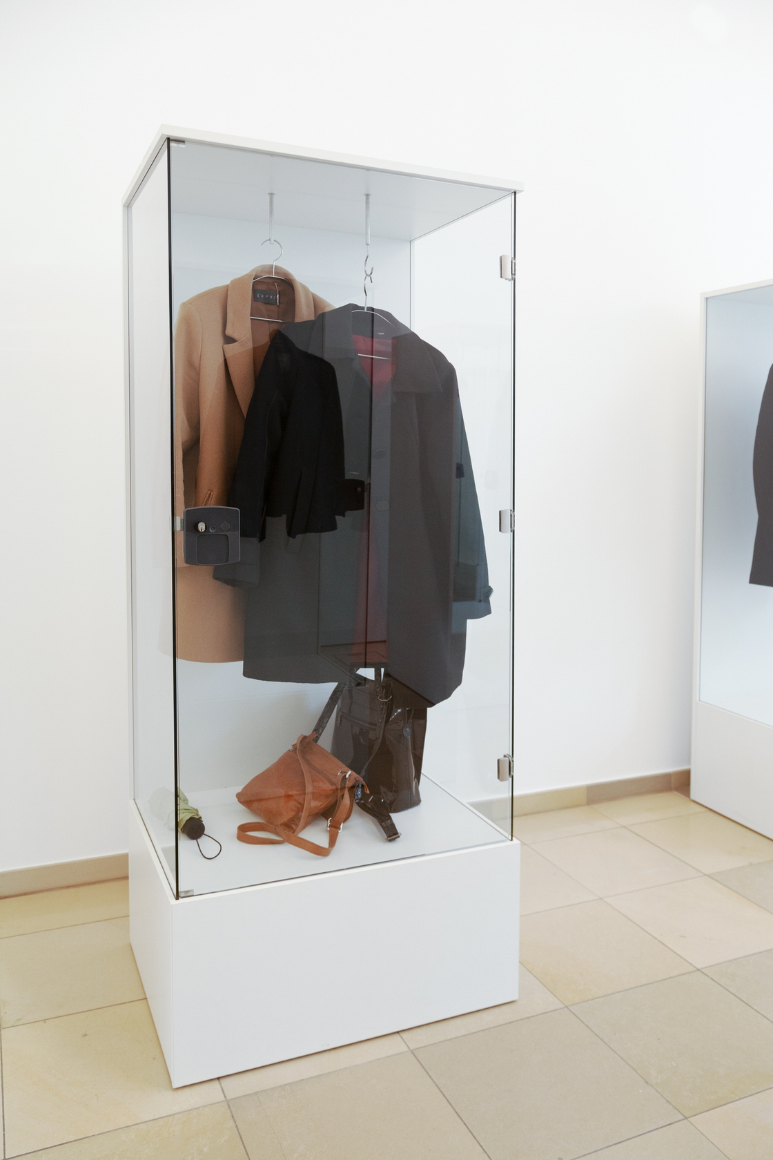 Karin Sander Identities on Display, 2013 Glass, wood, metal, wheels 200 x 60 x 80 cm &copy; VG Bild-Kunst, Bonn,...