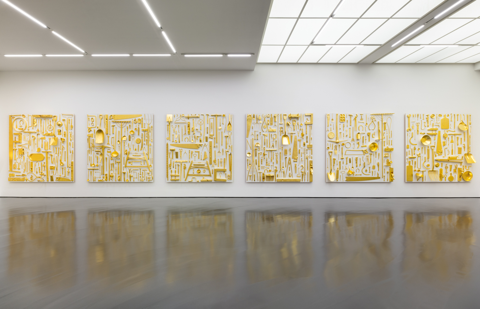 Exhibition view: Ugo Rondinone, the alphabet of my mothers and fathers, Esther Schipper, Berlin, 2024. Photo © Andrea Rossetti