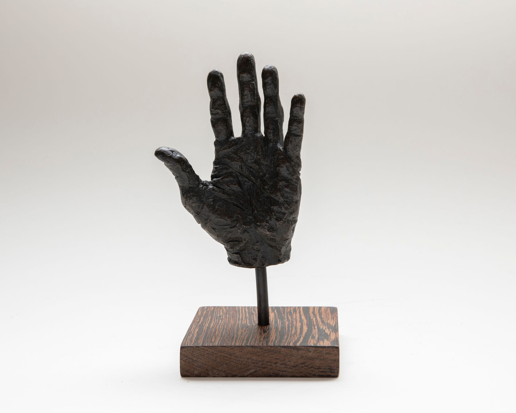Sean Henry My Left Hand, 2019