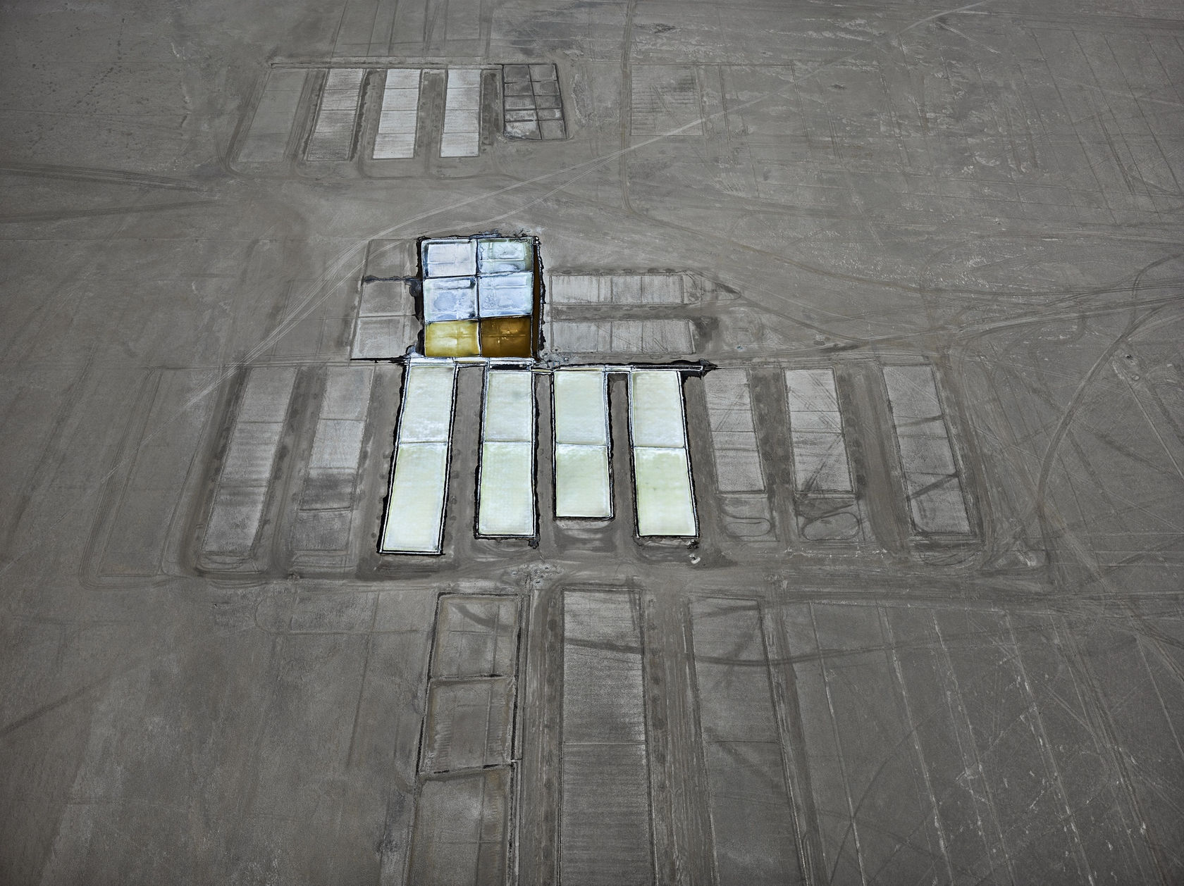 Edward Burtynsky Salt Pans #10, Little Rann of Kutch, Gujarat, India, 2016
