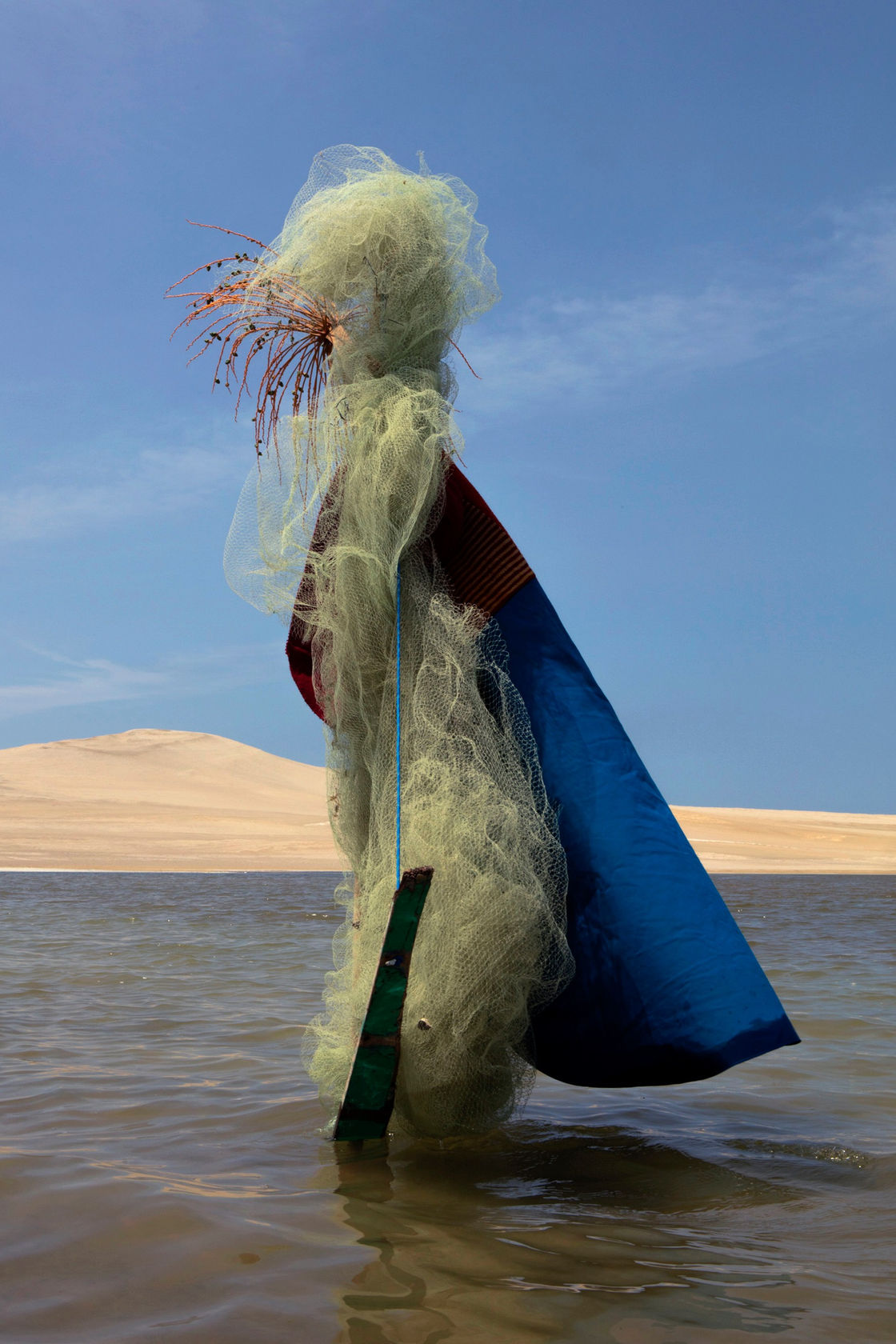Lorenzo Vitturi Peruvian fishing Nets, Venetian boat tarp, Banana Leaf and Drift Wood in Paracas, 2022