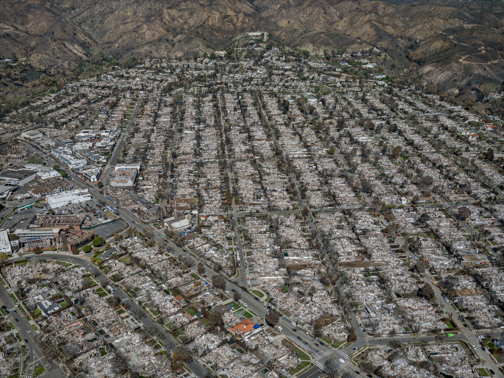Edward Burtynsky, Pacific Palisades Fire Aftermath #1, California, 2025