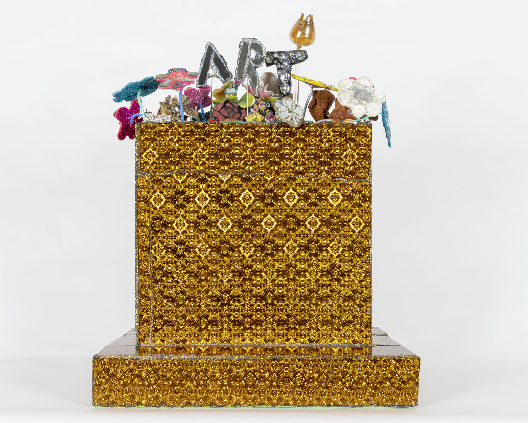 Andrew Logan Monument to Flowers Gallery, 2019